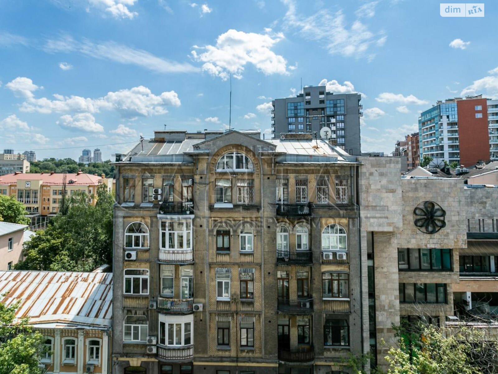 Продажа пятикомнатной квартиры в Киеве, на ул. Сечевых Стрельцов 40, район Кудрявец фото 1 Продажа пятикомнатной квартиры в Киеве, на ул. Сечевых Стрельцов 40, район Кудрявец фото 1