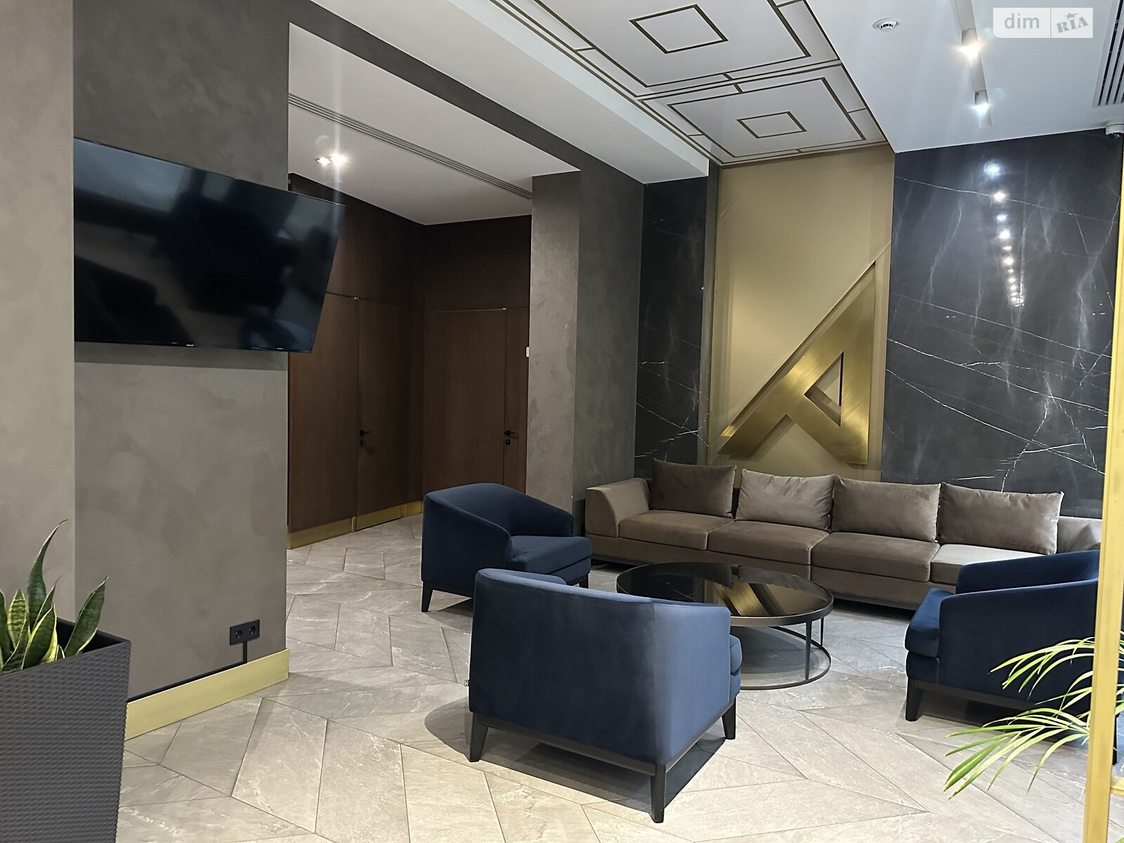 Продажа трехкомнатной квартиры в Киеве, на ул. Сечевых Стрельцов 44А, район Кудрявец фото 1