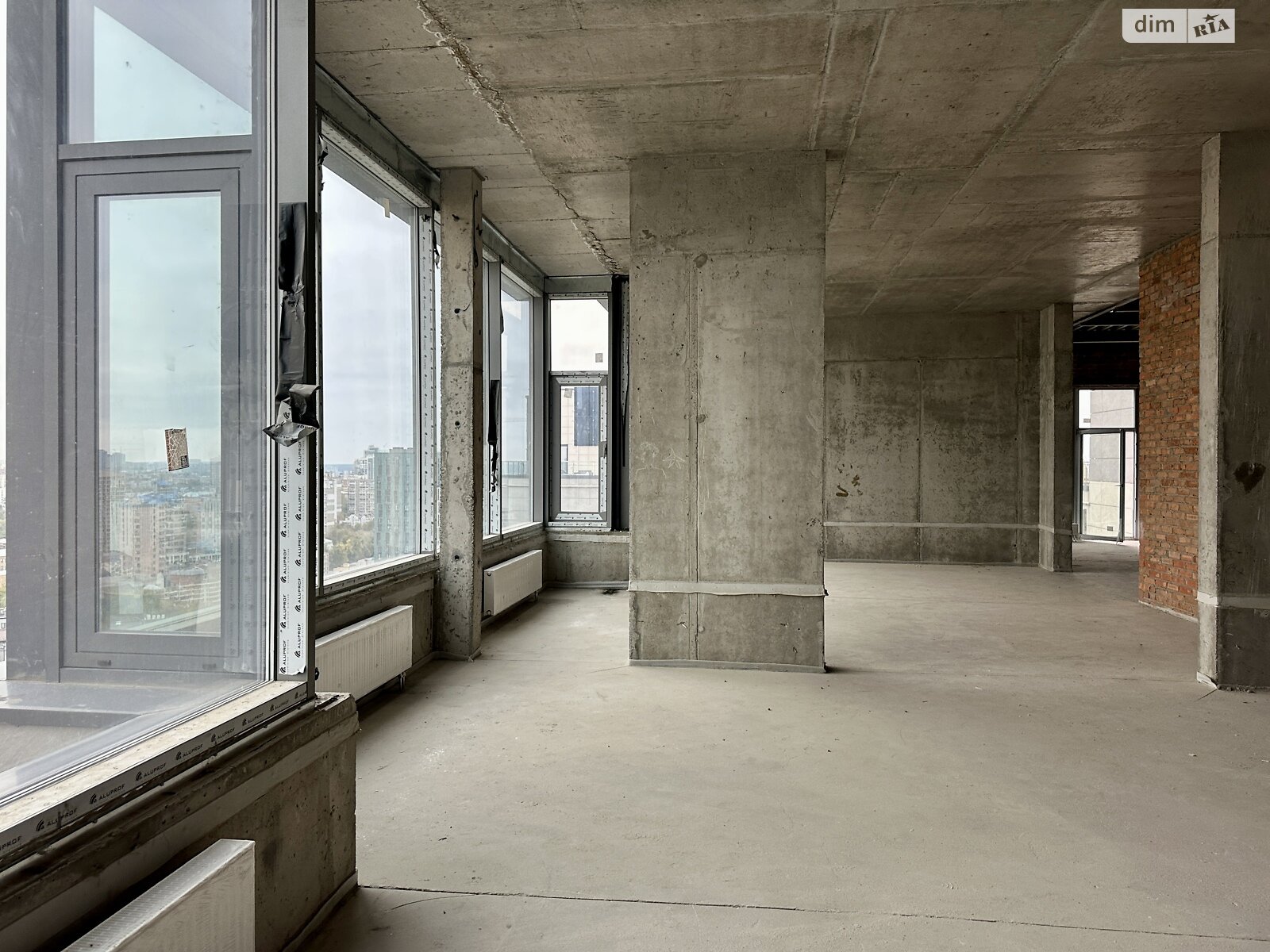 Продажа трехкомнатной квартиры в Киеве, на ул. Сечевых Стрельцов 44А, район Кудрявец фото 1