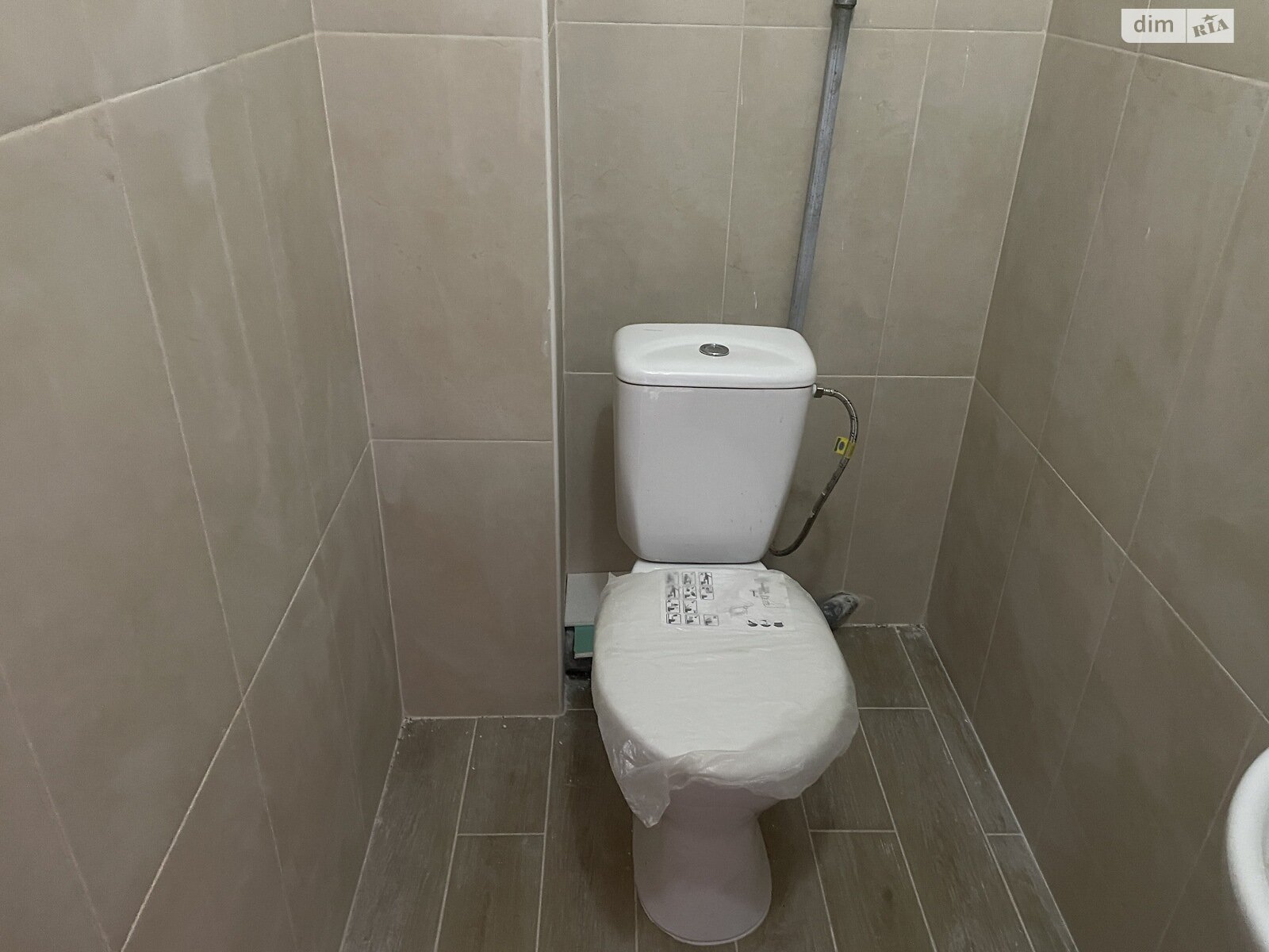 Продаж трикімнатної квартири в Києві, на пров. Балтійський 1, район Куренівка фото 1 Продаж трикімнатної квартири в Києві, на пров. Балтійський 1, район Куренівка фото 1