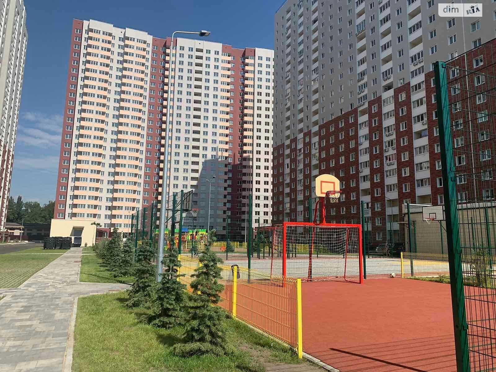 Продажа трехкомнатной квартиры в Киеве, на пер. Балтийский 23, район Куреневка фото 1