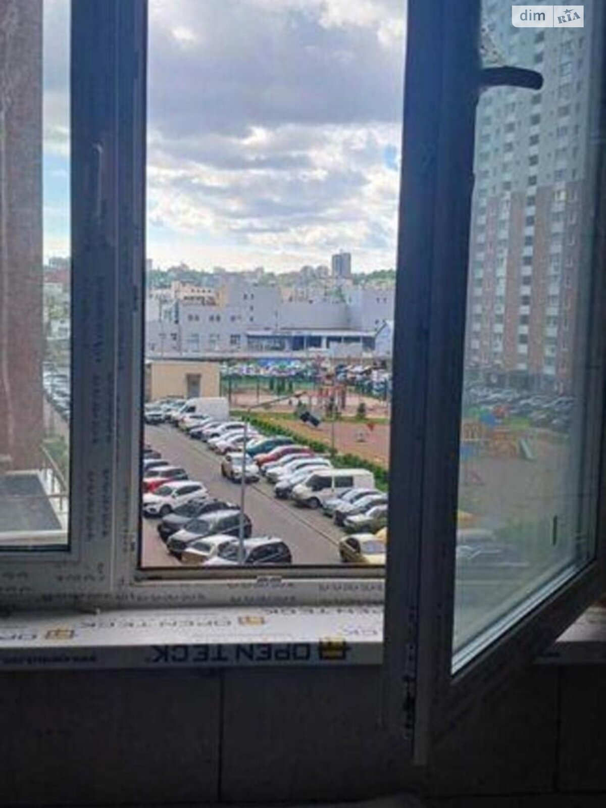 Продаж трикімнатної квартири в Києві, на пров. Балтійський 3А, район Куренівка фото 1 Продаж трикімнатної квартири в Києві, на пров. Балтійський 3А, район Куренівка фото 1