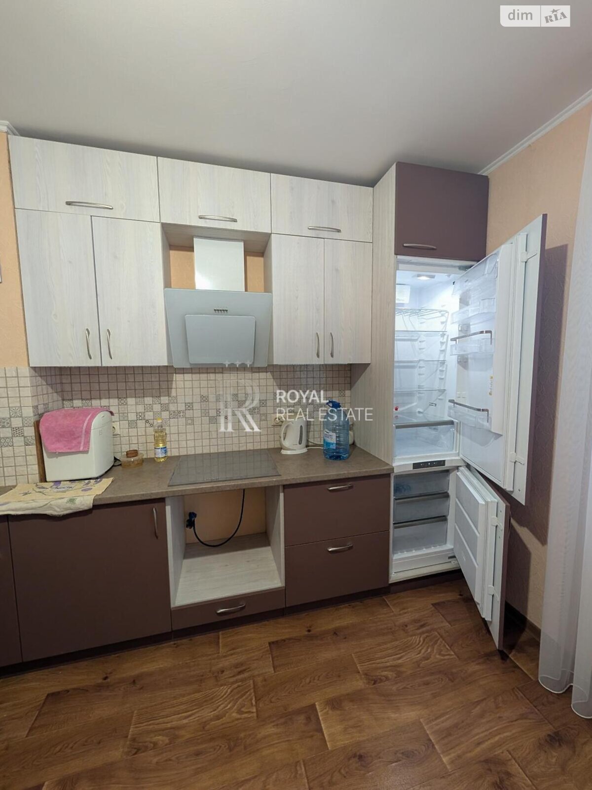Продаж трикімнатної квартири в Києві, на пров. Балтійський 3, район Оболонський фото 1 Продаж трикімнатної квартири в Києві, на пров. Балтійський 3, район Оболонський фото 1