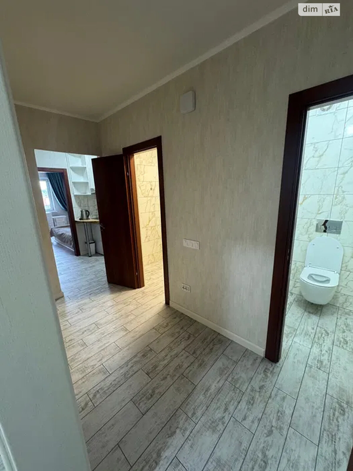 Продаж трикімнатної квартири в Києві, на пров. Балтійський 5, район Куренівка фото 1 Продаж трикімнатної квартири в Києві, на пров. Балтійський 5, район Куренівка фото 1
