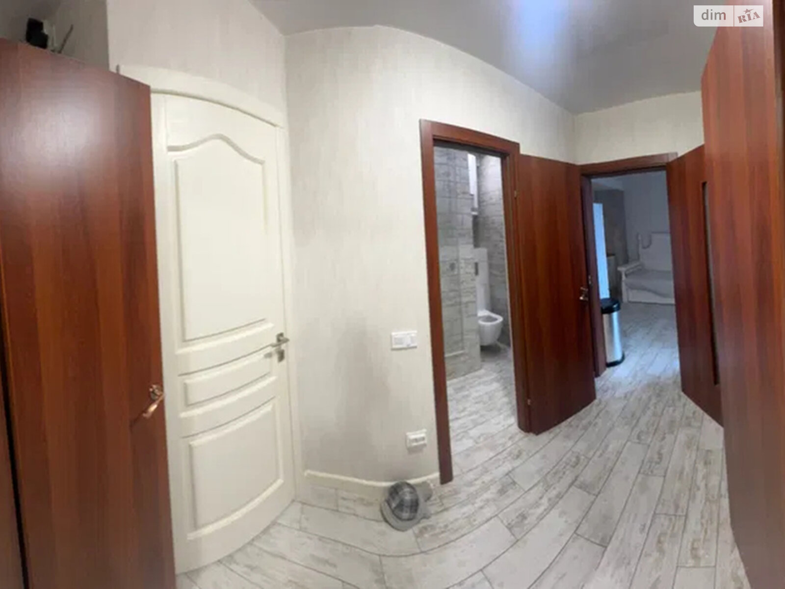 Продаж трикімнатної квартири в Києві, на пров. Балтійський 5, район Куренівка фото 1 Продаж трикімнатної квартири в Києві, на пров. Балтійський 5, район Куренівка фото 1