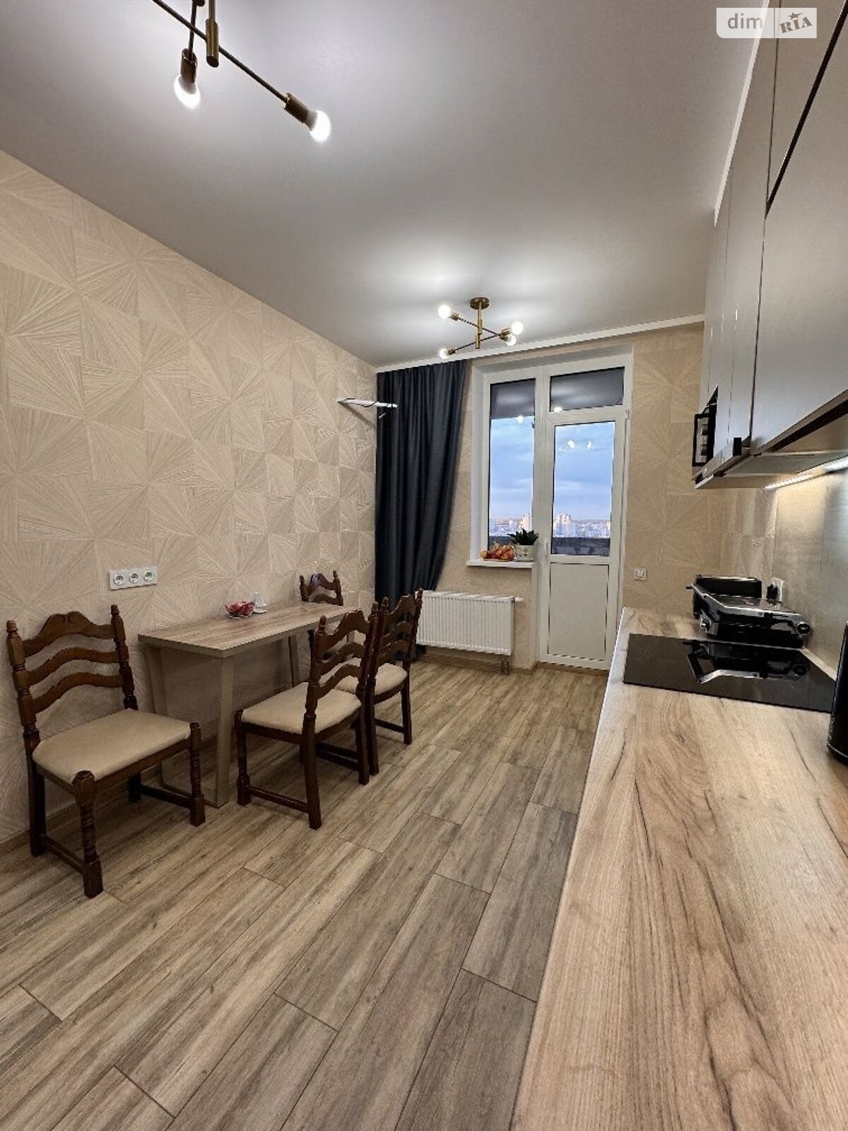 Продажа трехкомнатной квартиры в Киеве, на пер. Балтийский 3, район Куреневка фото 1