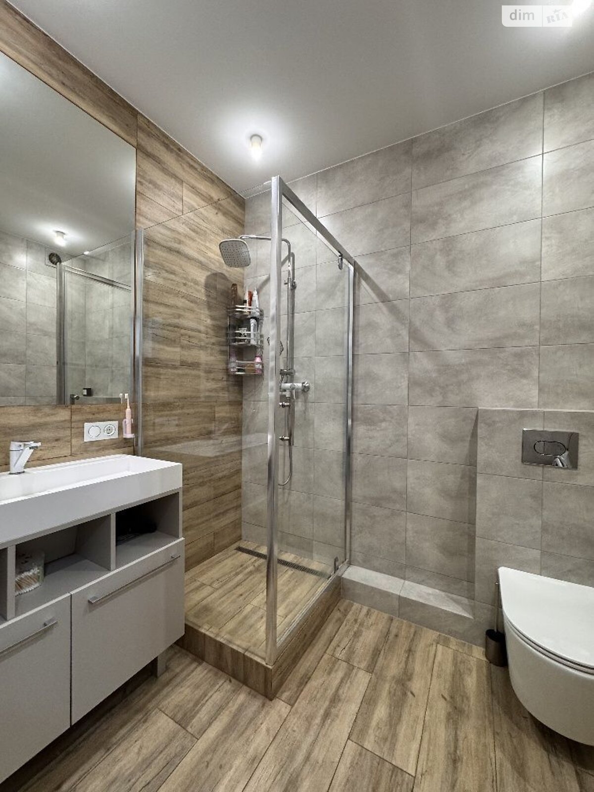 Продажа трехкомнатной квартиры в Киеве, на пер. Балтийский 3, район Куреневка фото 1