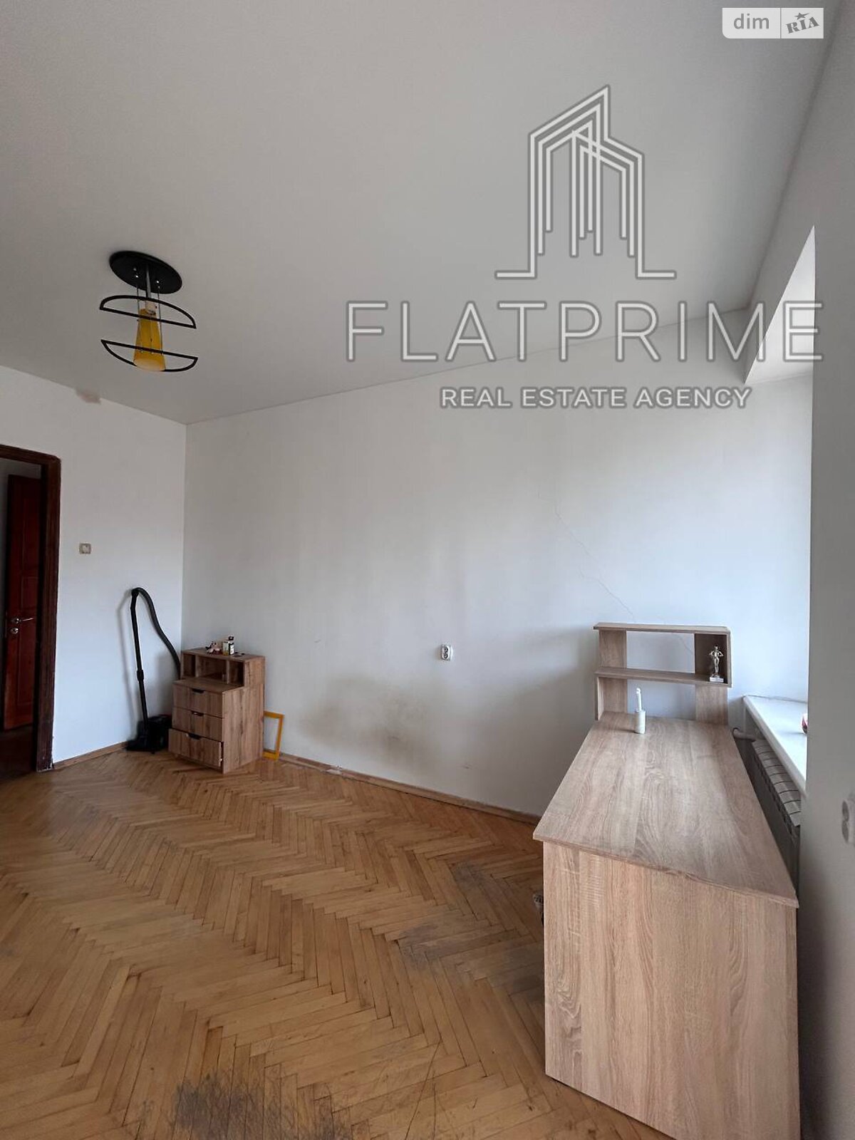 Продажа трехкомнатной квартиры в Киеве, на ул. Кирилловская 109А, район Куреневка фото 1 Продажа трехкомнатной квартиры в Киеве, на ул. Кирилловская 109А, район Куреневка фото 1