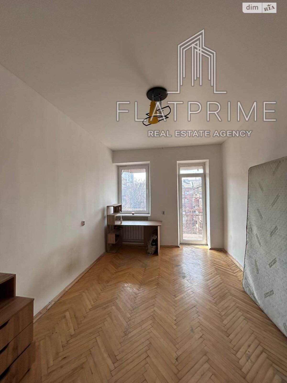 Продажа трехкомнатной квартиры в Киеве, на ул. Кирилловская 109А, район Куреневка фото 1 Продажа трехкомнатной квартиры в Киеве, на ул. Кирилловская 109А, район Куреневка фото 1