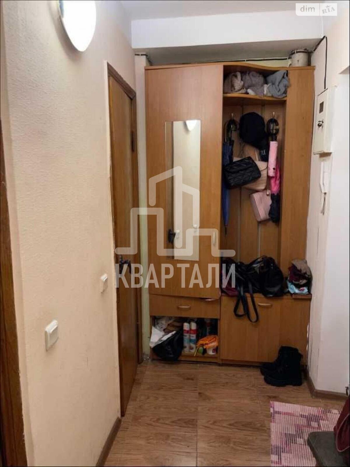 Продаж двокімнатної квартири в Києві, на вул. Кирилівська 131, район Куренівка фото 1 Продаж двокімнатної квартири в Києві, на вул. Кирилівська 131, район Куренівка фото 1