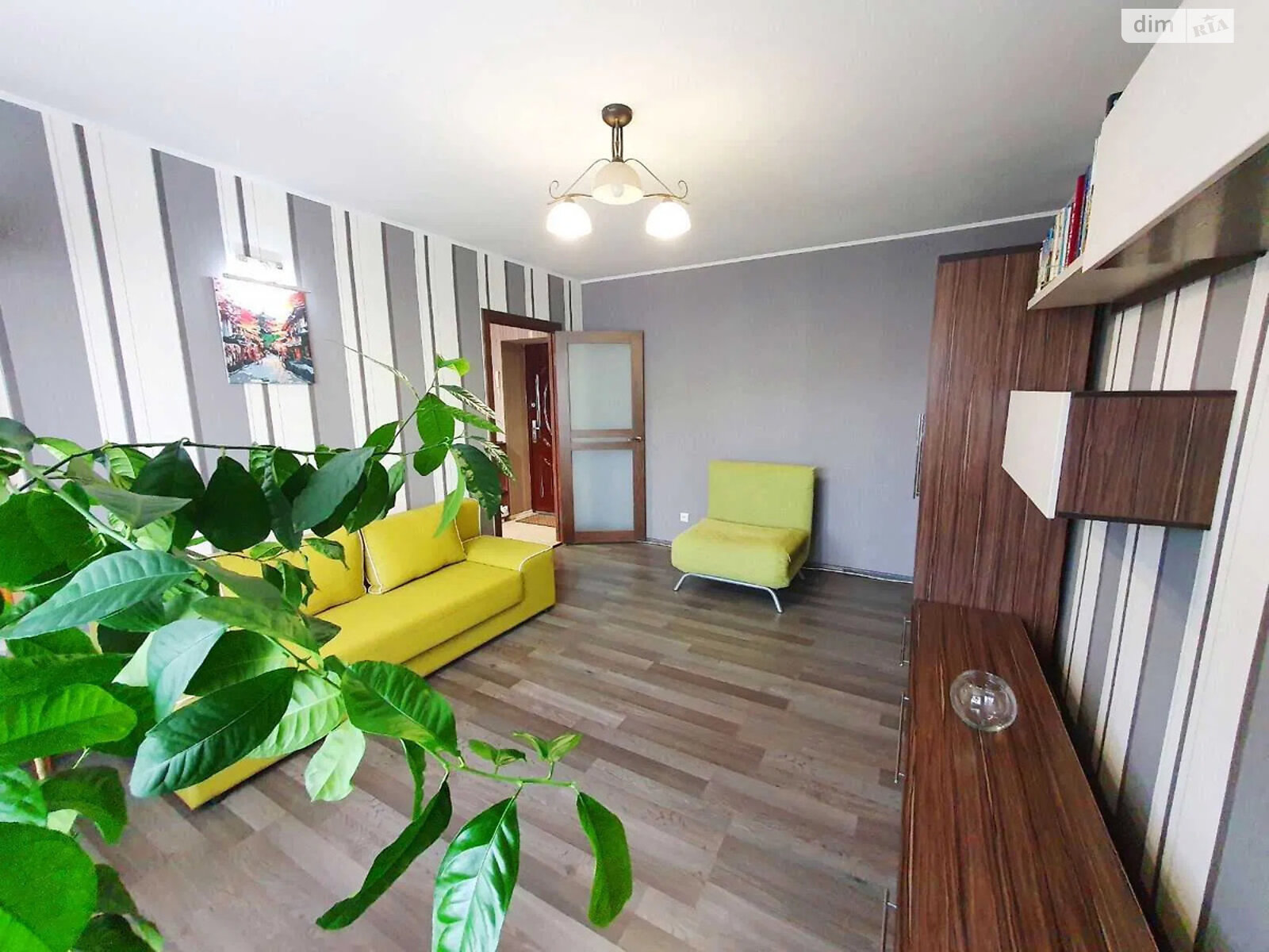 Продажа однокомнатной квартиры в Киеве, на ул. Кирилловская 116А, район Куреневка фото 1 Продажа однокомнатной квартиры в Киеве, на ул. Кирилловская 116А, район Куреневка фото 1