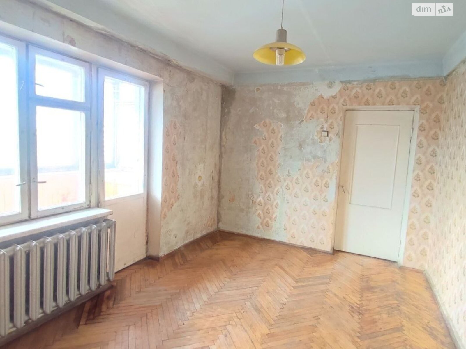 Продаж трикімнатної квартири в Києві, на вул. Кирилівська 127, район Куренівка фото 1 Продаж трикімнатної квартири в Києві, на вул. Кирилівська 127, район Куренівка фото 1