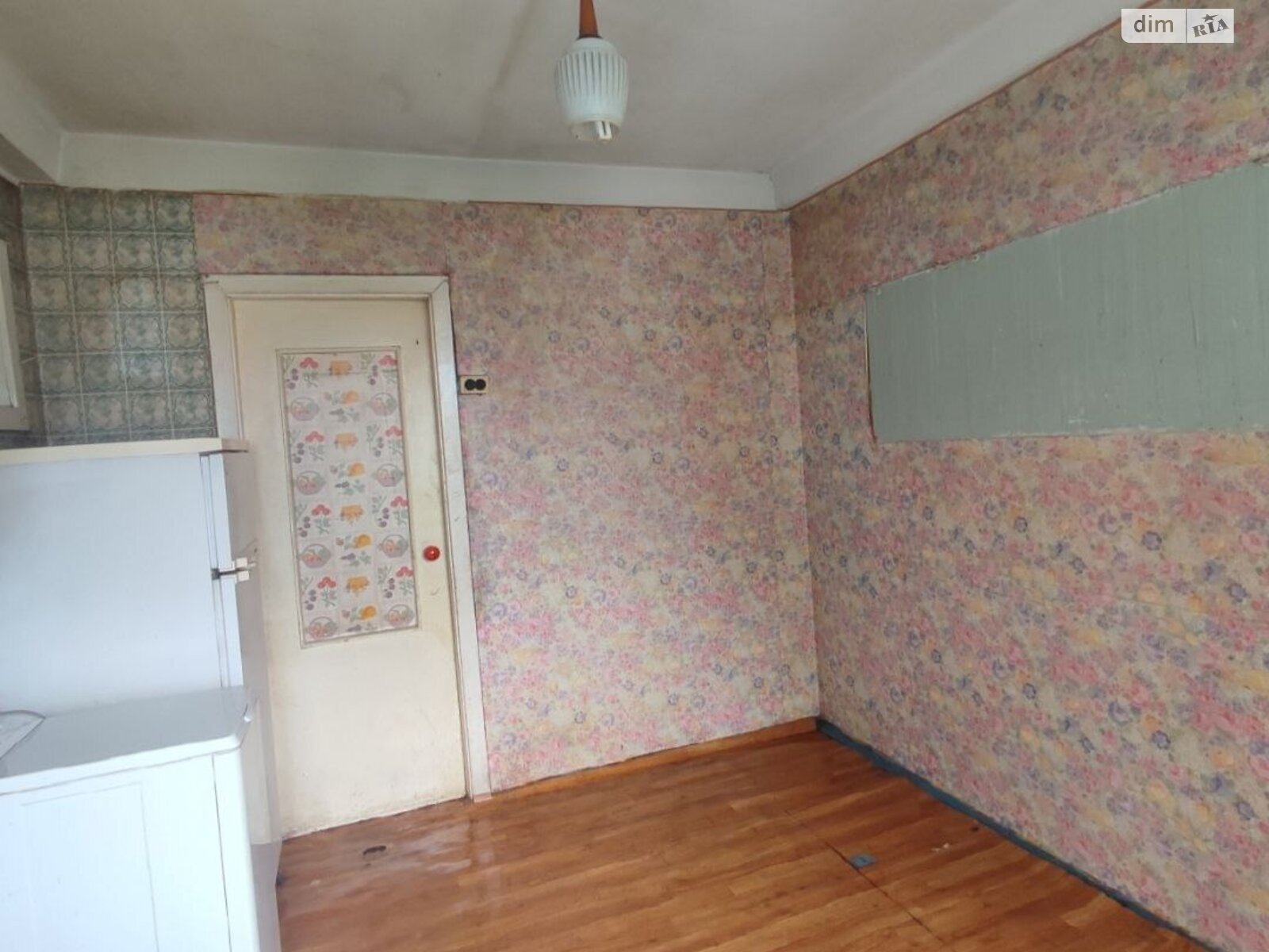 Продаж трикімнатної квартири в Києві, на вул. Кирилівська 127, район Куренівка фото 1 Продаж трикімнатної квартири в Києві, на вул. Кирилівська 127, район Куренівка фото 1