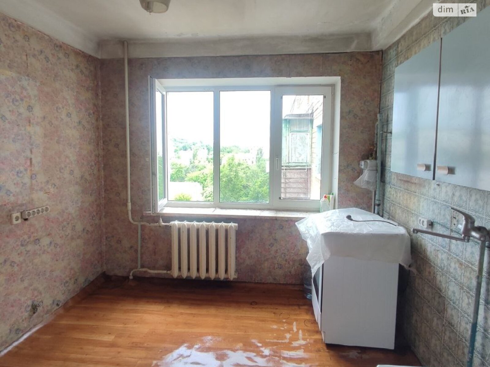 Продаж трикімнатної квартири в Києві, на вул. Кирилівська 127, район Куренівка фото 1 Продаж трикімнатної квартири в Києві, на вул. Кирилівська 127, район Куренівка фото 1