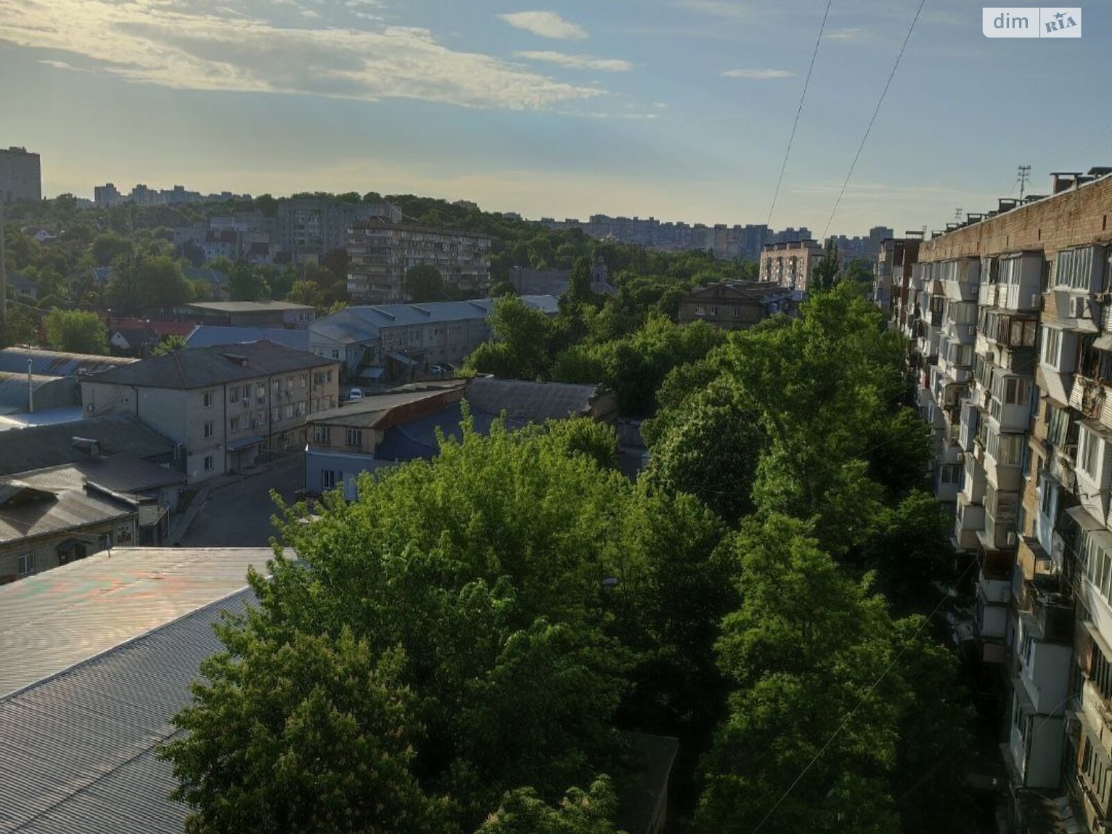 Продаж трикімнатної квартири в Києві, на вул. Кирилівська 127, район Куренівка фото 1 Продаж трикімнатної квартири в Києві, на вул. Кирилівська 127, район Куренівка фото 1