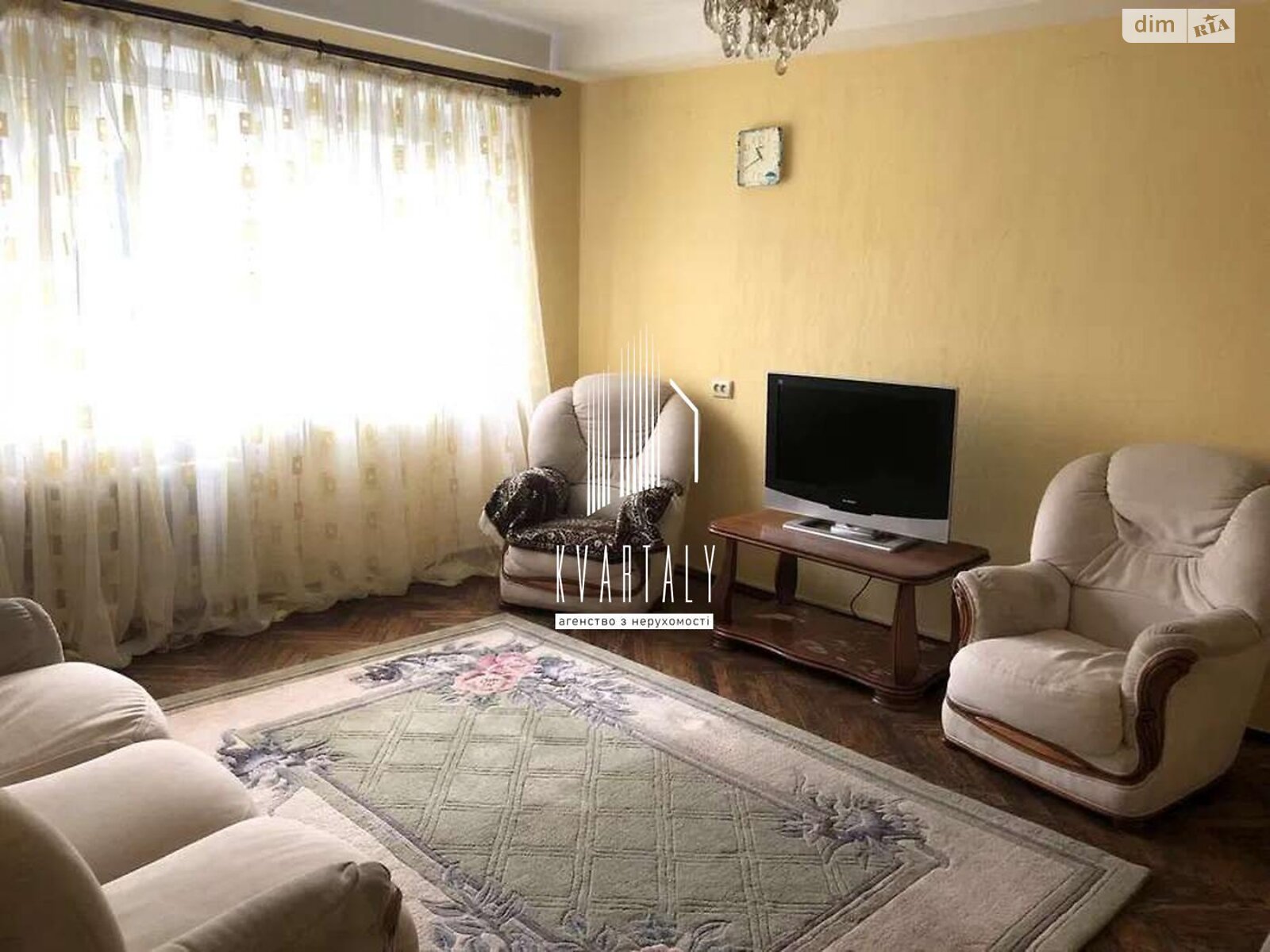 Продажа трехкомнатной квартиры в Киеве, на ул. Кириловская 131, район Куреневка фото 1 Продажа трехкомнатной квартиры в Киеве, на ул. Кириловская 131, район Куреневка фото 1