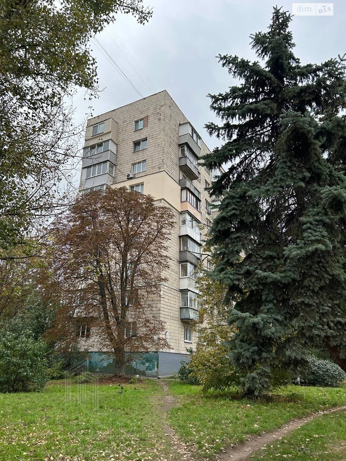 Продажа трехкомнатной квартиры в Киеве, на ул. Кириловская 131, район Куреневка фото 1 Продажа трехкомнатной квартиры в Киеве, на ул. Кириловская 131, район Куреневка фото 1