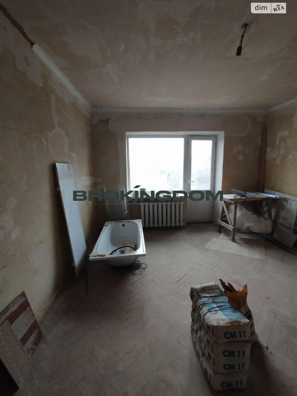Продажа трехкомнатной квартиры в Киеве, на ул. Кириловская 118, район Куреневка фото 1 Продажа трехкомнатной квартиры в Киеве, на ул. Кириловская 118, район Куреневка фото 1