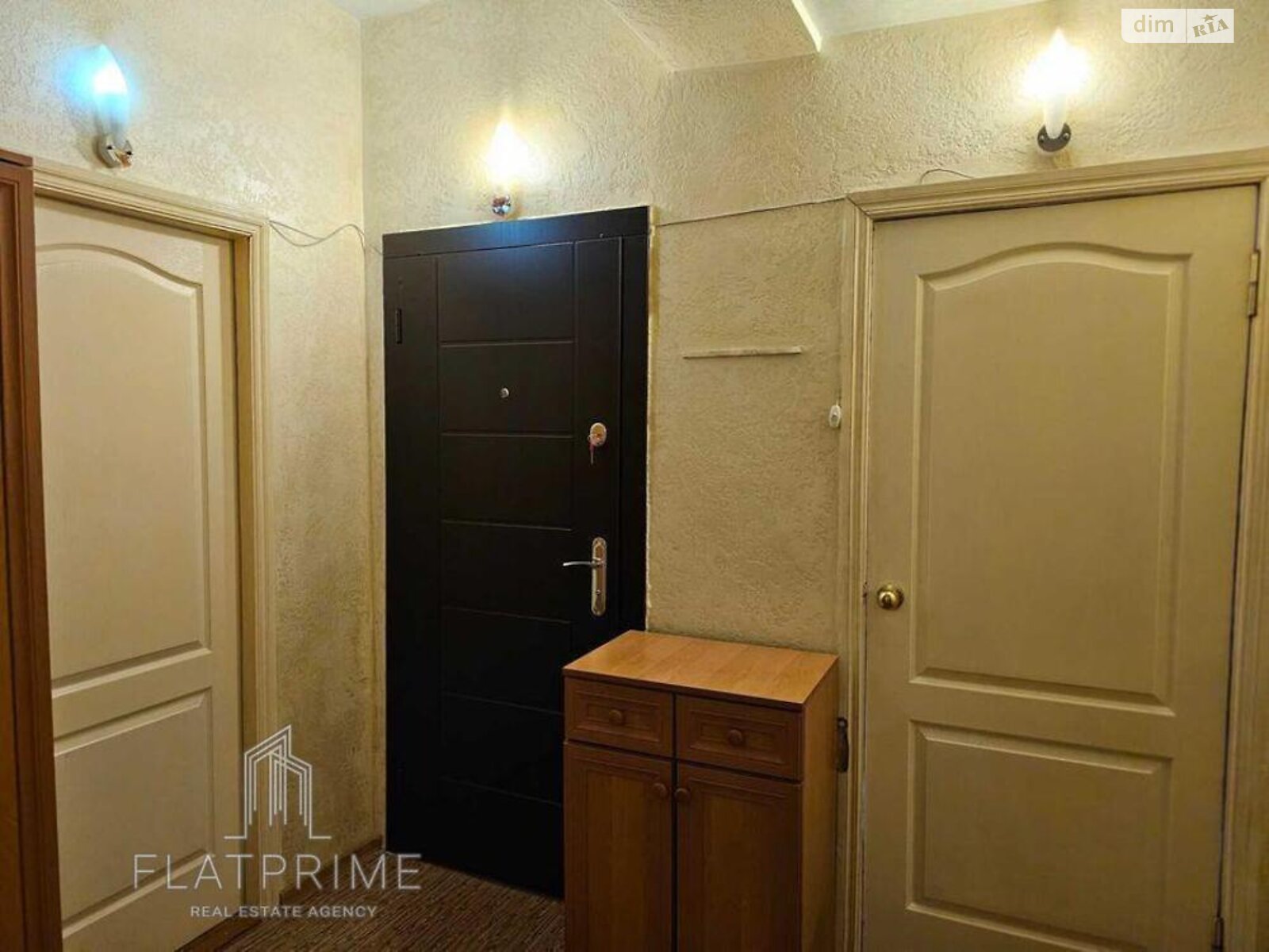 Продаж чотирикімнатної квартири в Києві, на вул. Тульчинська 7, район Куренівка фото 1 Продаж чотирикімнатної квартири в Києві, на вул. Тульчинська 7, район Куренівка фото 1