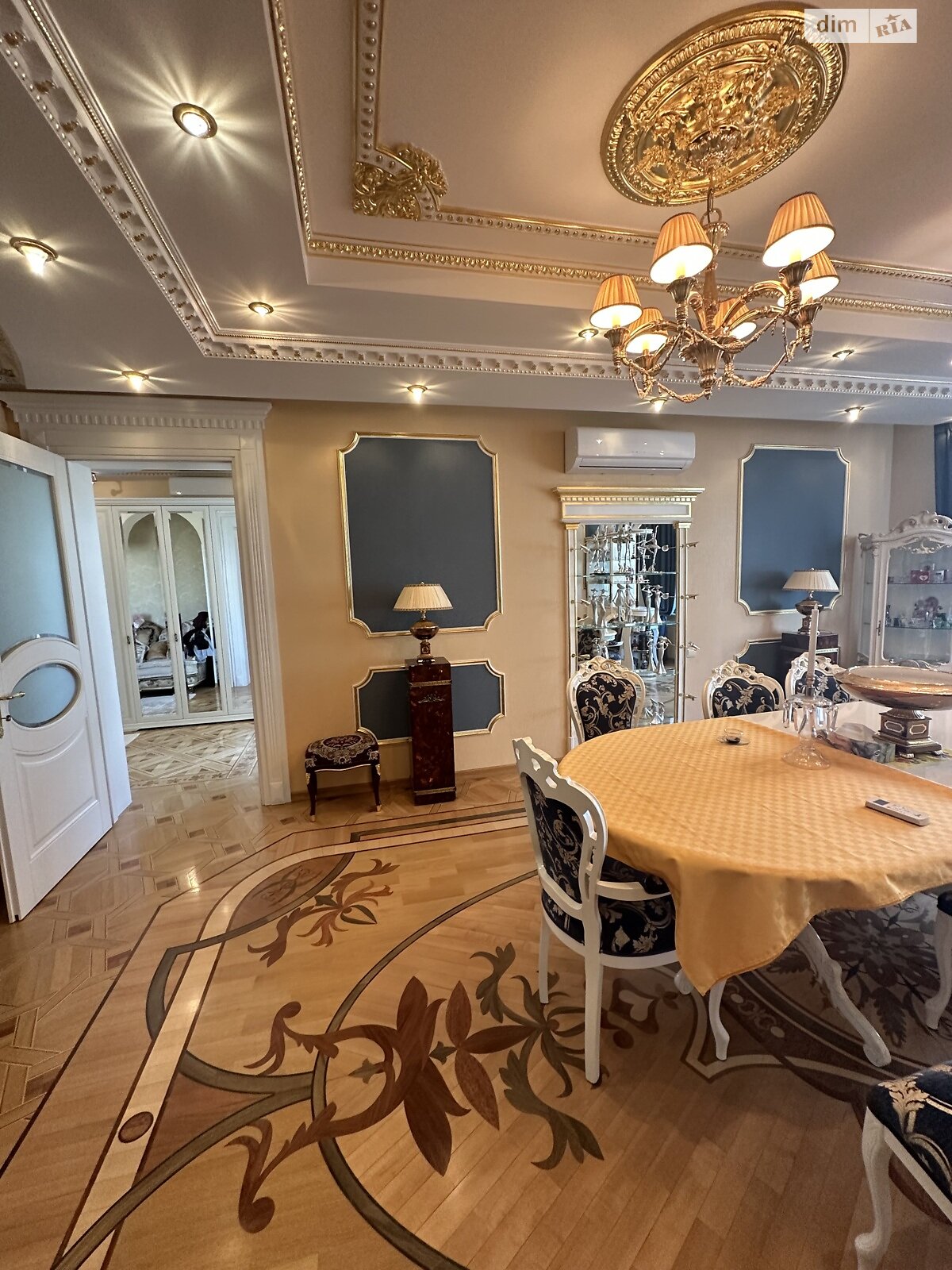 Продаж трикімнатної квартири в Києві, на просп. Володимира Івасюка 12Ж, район Оболонський фото 1 Продаж трикімнатної квартири в Києві, на просп. Володимира Івасюка 12Ж, район Оболонський фото 1