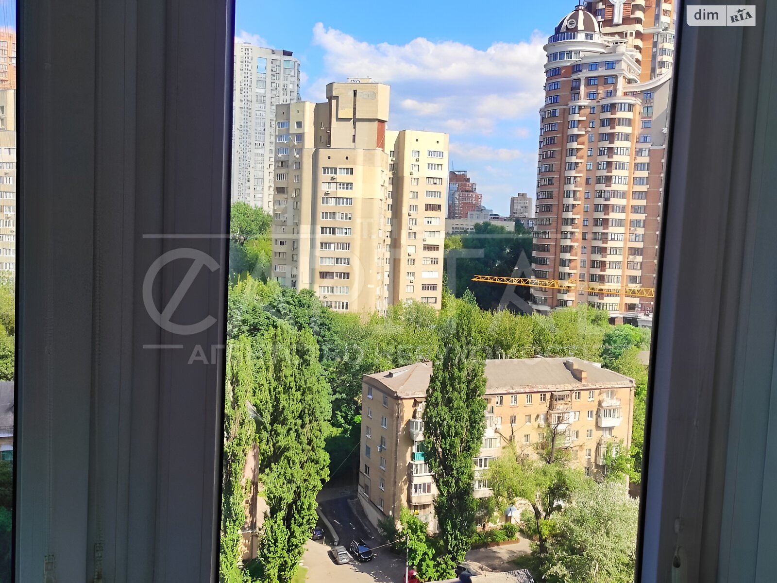 Продаж двокімнатної квартири в Києві, на бул. Лесі Українки 7А, фото 1 Продаж двокімнатної квартири в Києві, на бул. Лесі Українки 7А, фото 1