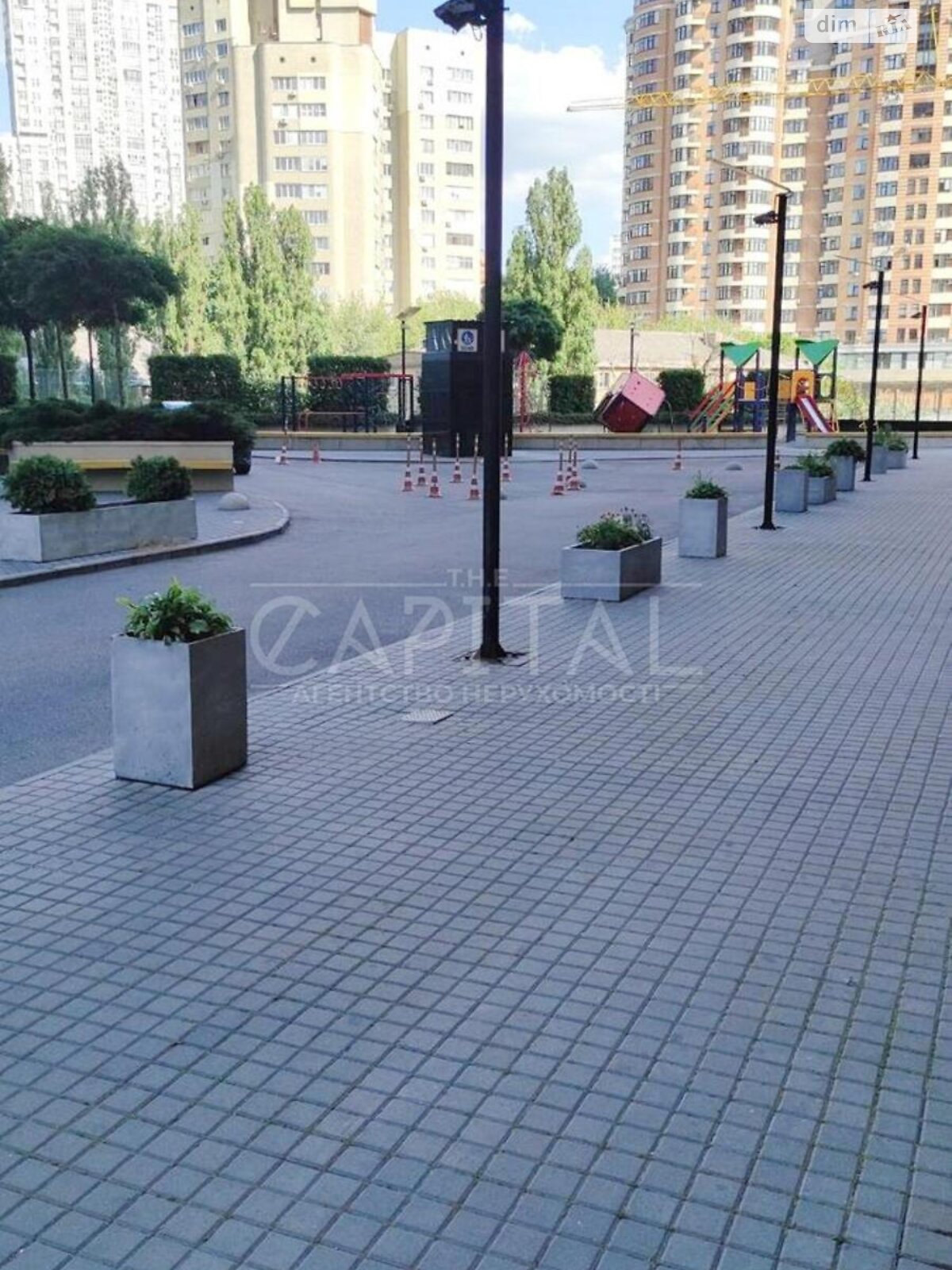 Продаж двокімнатної квартири в Києві, на бул. Лесі Українки 7А, фото 1 Продаж двокімнатної квартири в Києві, на бул. Лесі Українки 7А, фото 1