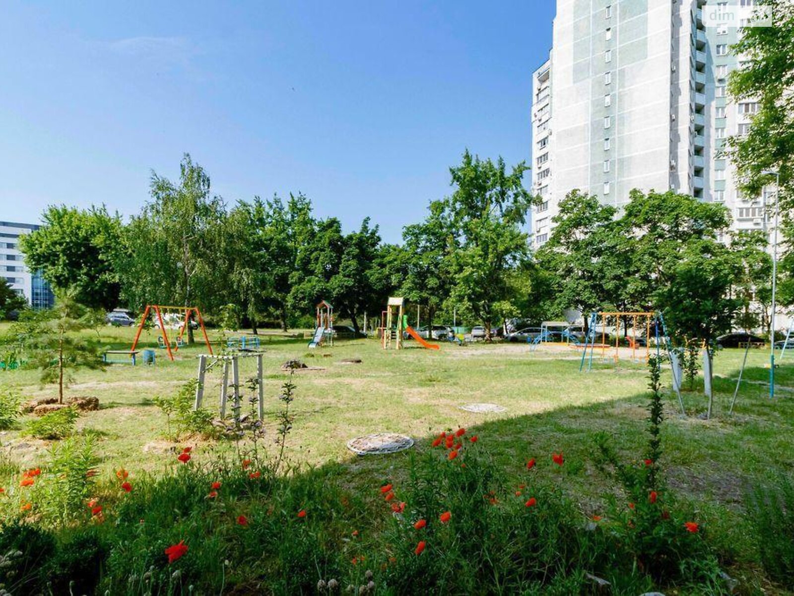 Продажа двухкомнатной квартиры в Киеве, на ул. Братиславская 7, район Лесной Массив фото 1 Продажа двухкомнатной квартиры в Киеве, на ул. Братиславская 7, район Лесной Массив фото 1