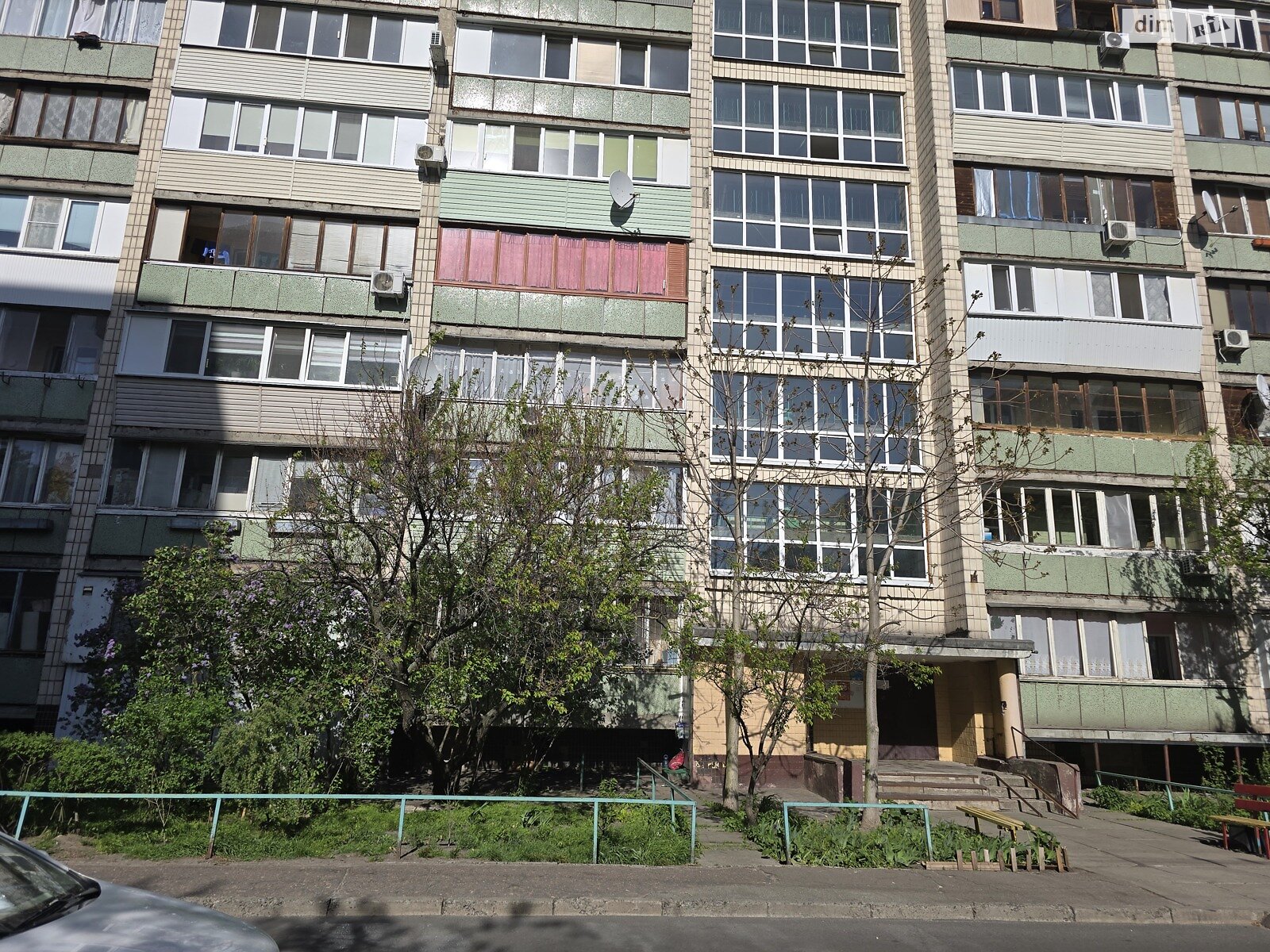 Продажа однокомнатной квартиры в Киеве, на ул. Космонавта Поповича 14, район Лесной Массив фото 1 Продажа однокомнатной квартиры в Киеве, на ул. Космонавта Поповича 14, район Лесной Массив фото 1