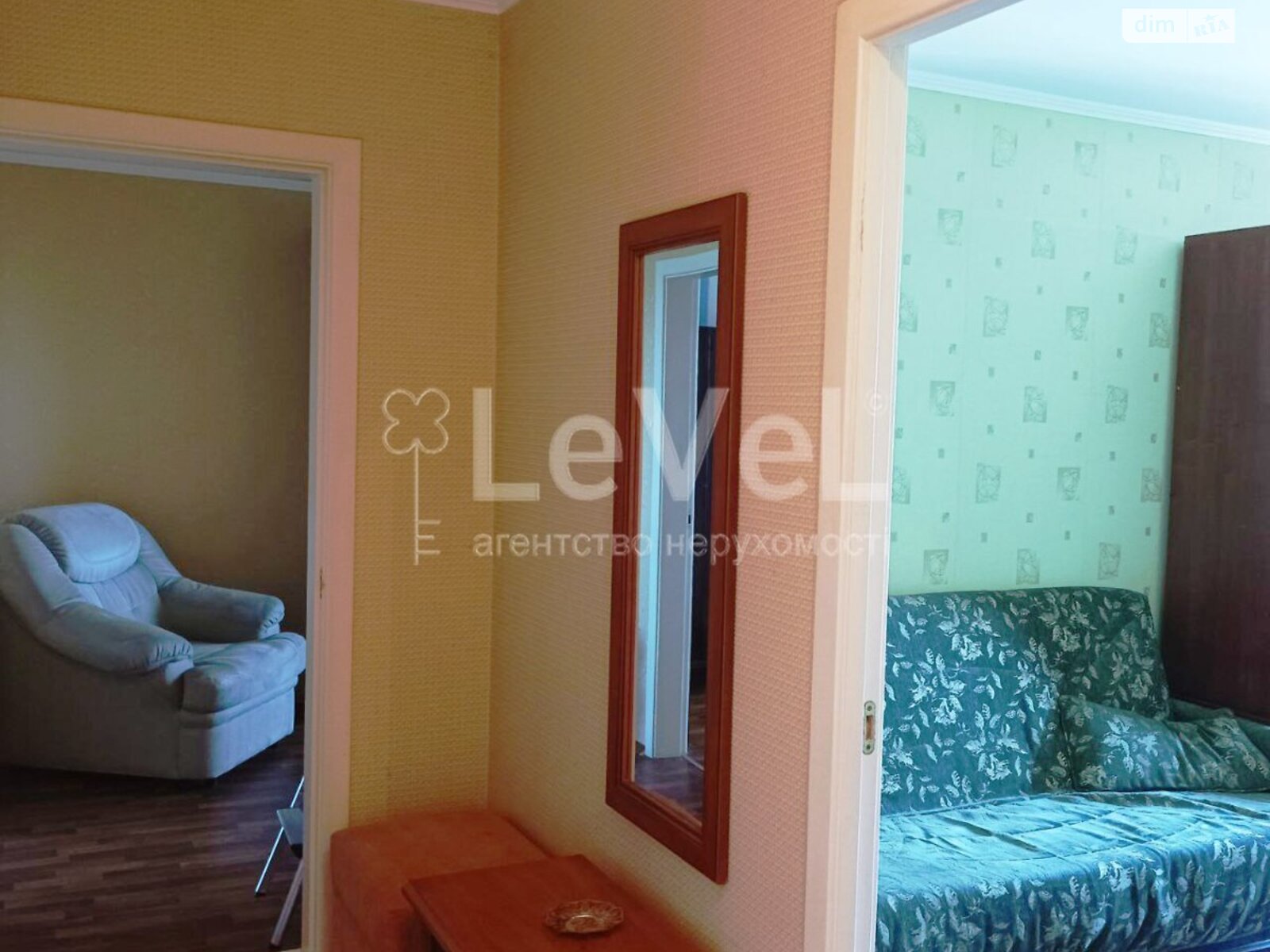 Продаж трикімнатної квартири в Києві, на вул. Космонавта Поповича 4, район Лісовий Масив фото 1 Продаж трикімнатної квартири в Києві, на вул. Космонавта Поповича 4, район Лісовий Масив фото 1