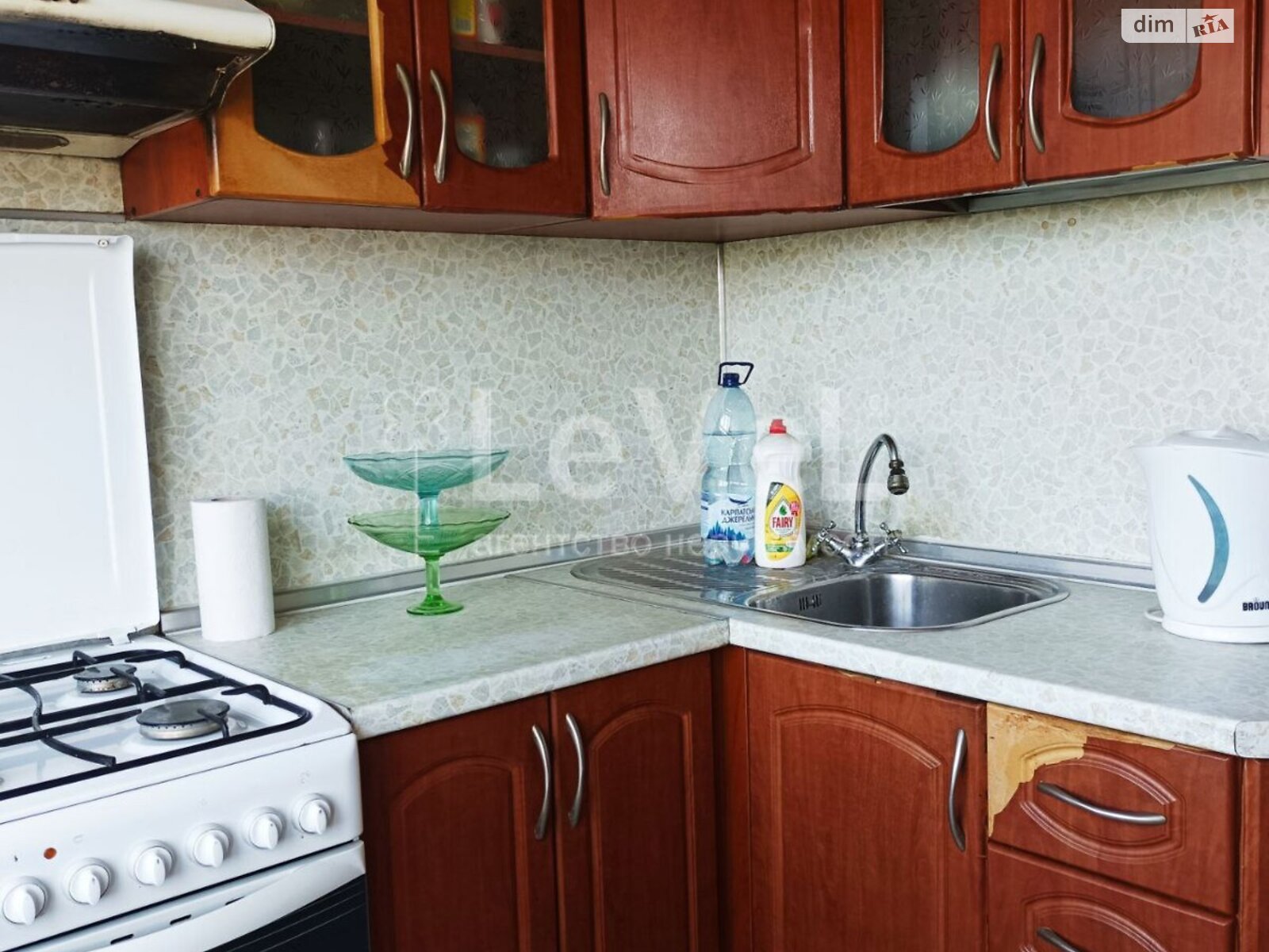 Продаж трикімнатної квартири в Києві, на вул. Космонавта Поповича 4, район Лісовий Масив фото 1 Продаж трикімнатної квартири в Києві, на вул. Космонавта Поповича 4, район Лісовий Масив фото 1