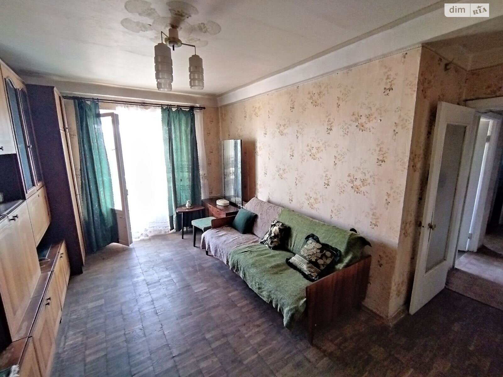 Продажа трехкомнатной квартиры в Киеве, на ул. Кубанской Украины 22, район Лесной Массив фото 1