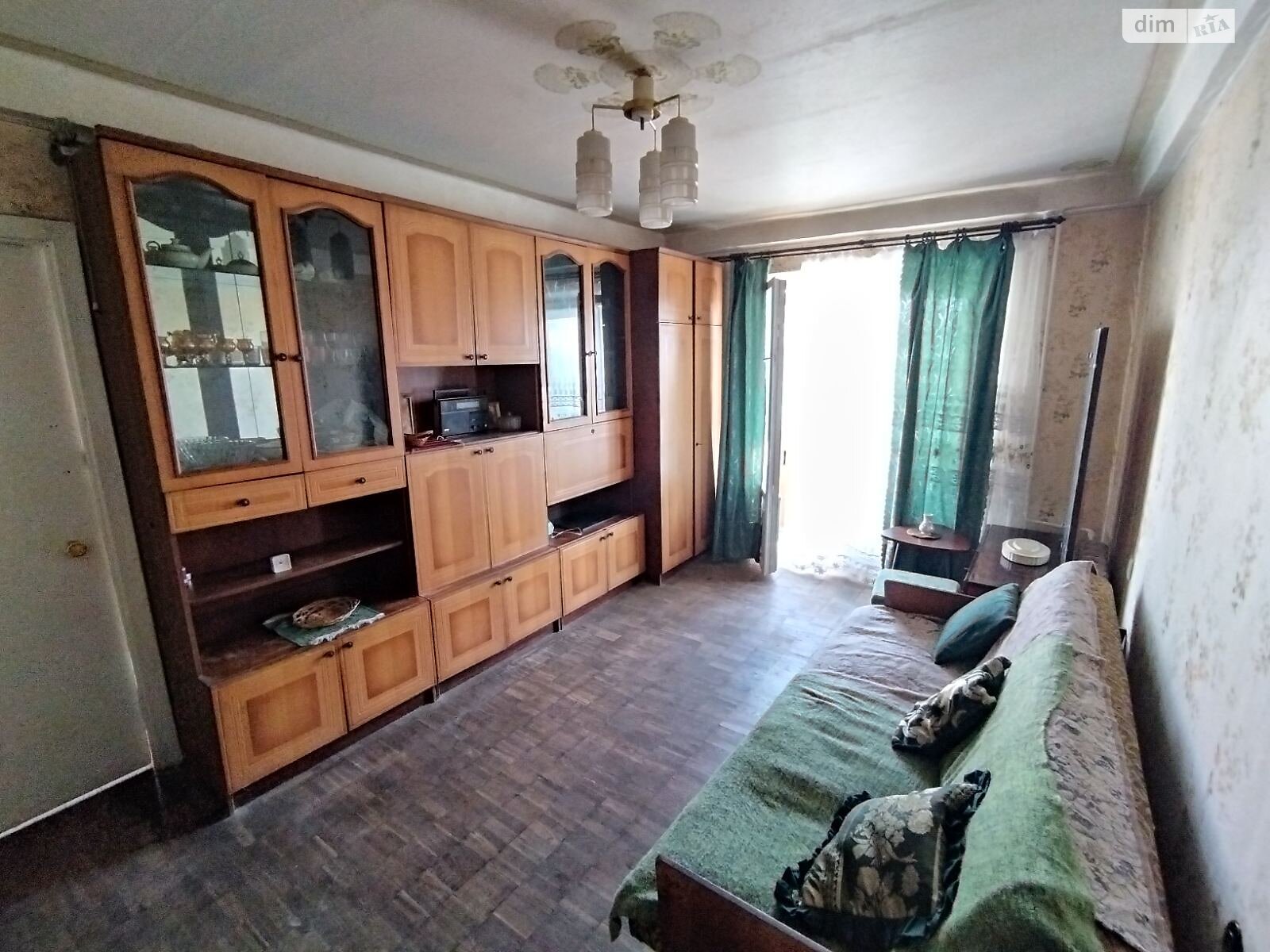 Продажа трехкомнатной квартиры в Киеве, на ул. Кубанской Украины 22, район Лесной Массив фото 1