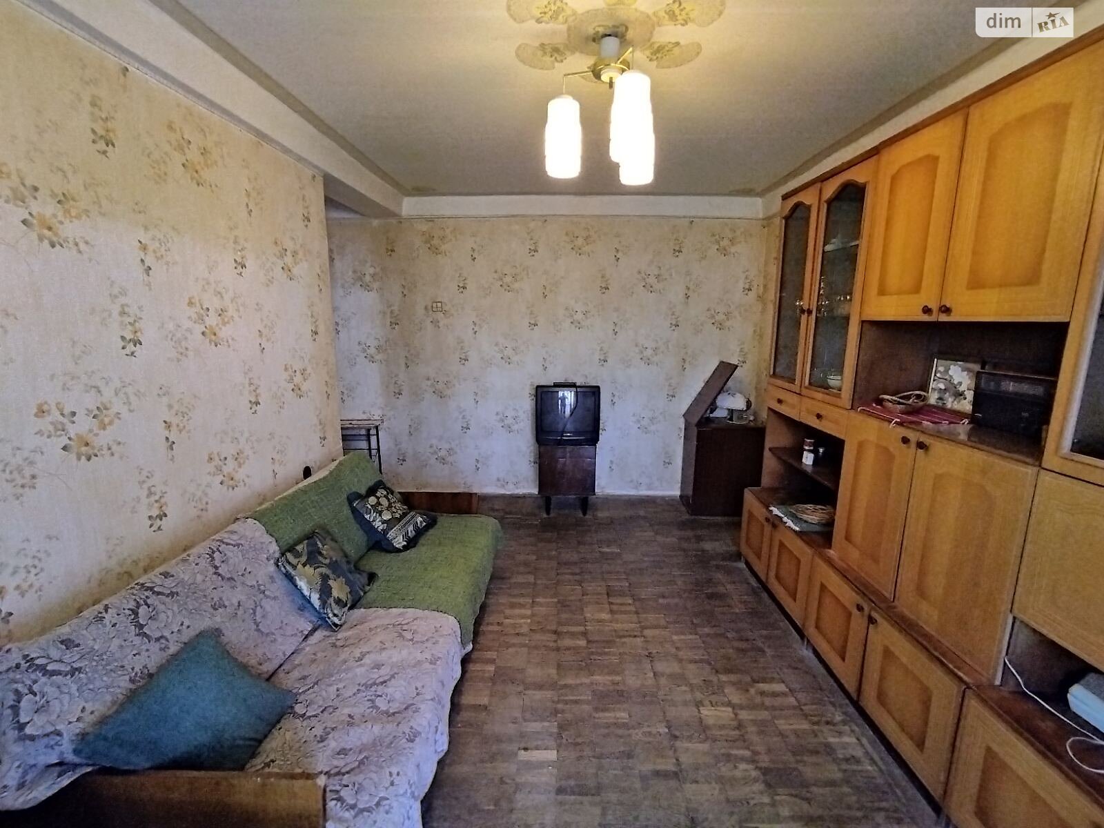 Продажа трехкомнатной квартиры в Киеве, на ул. Кубанской Украины 22, район Лесной Массив фото 1