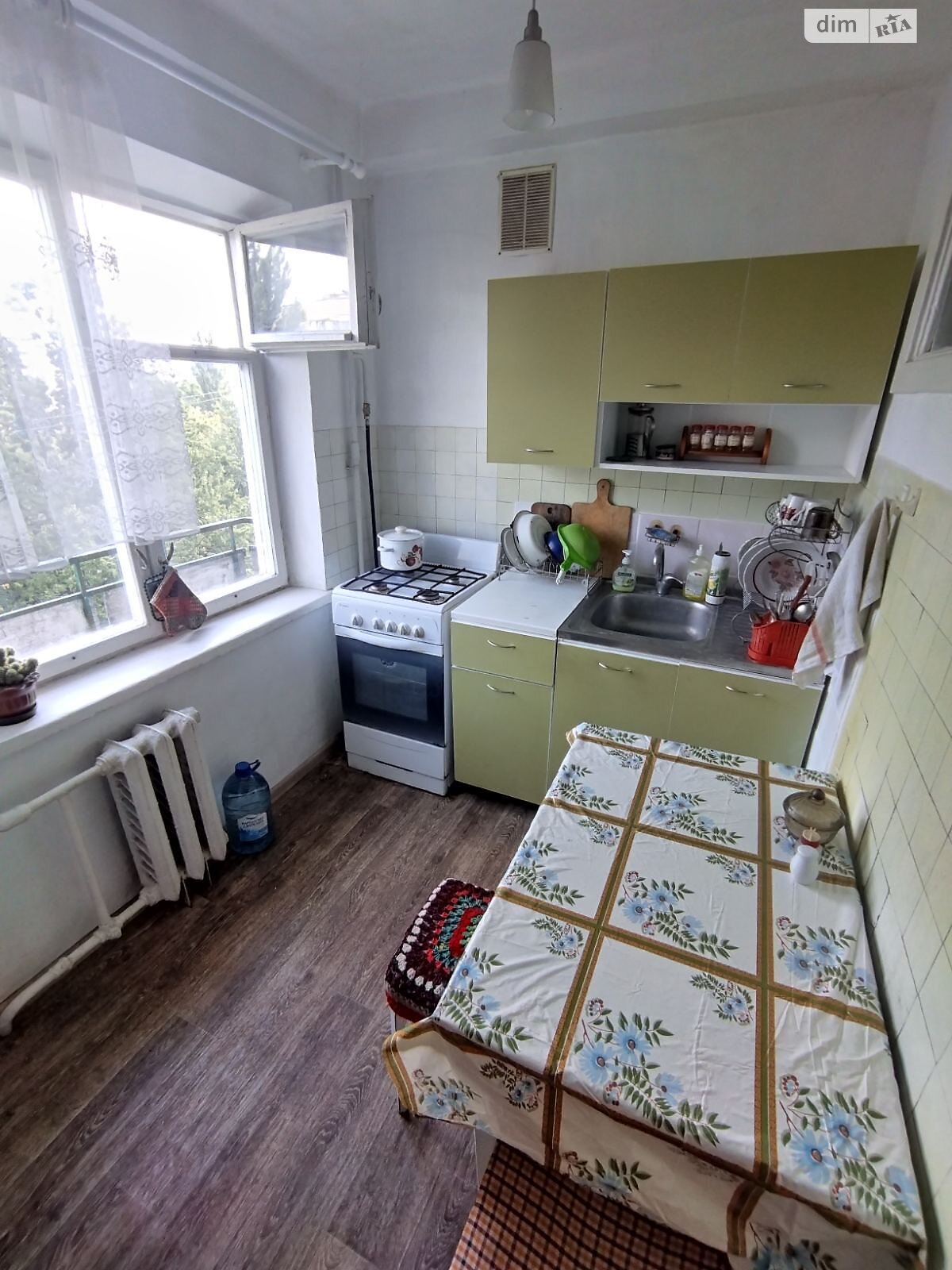 Продажа трехкомнатной квартиры в Киеве, на ул. Кубанской Украины 22, район Лесной Массив фото 1