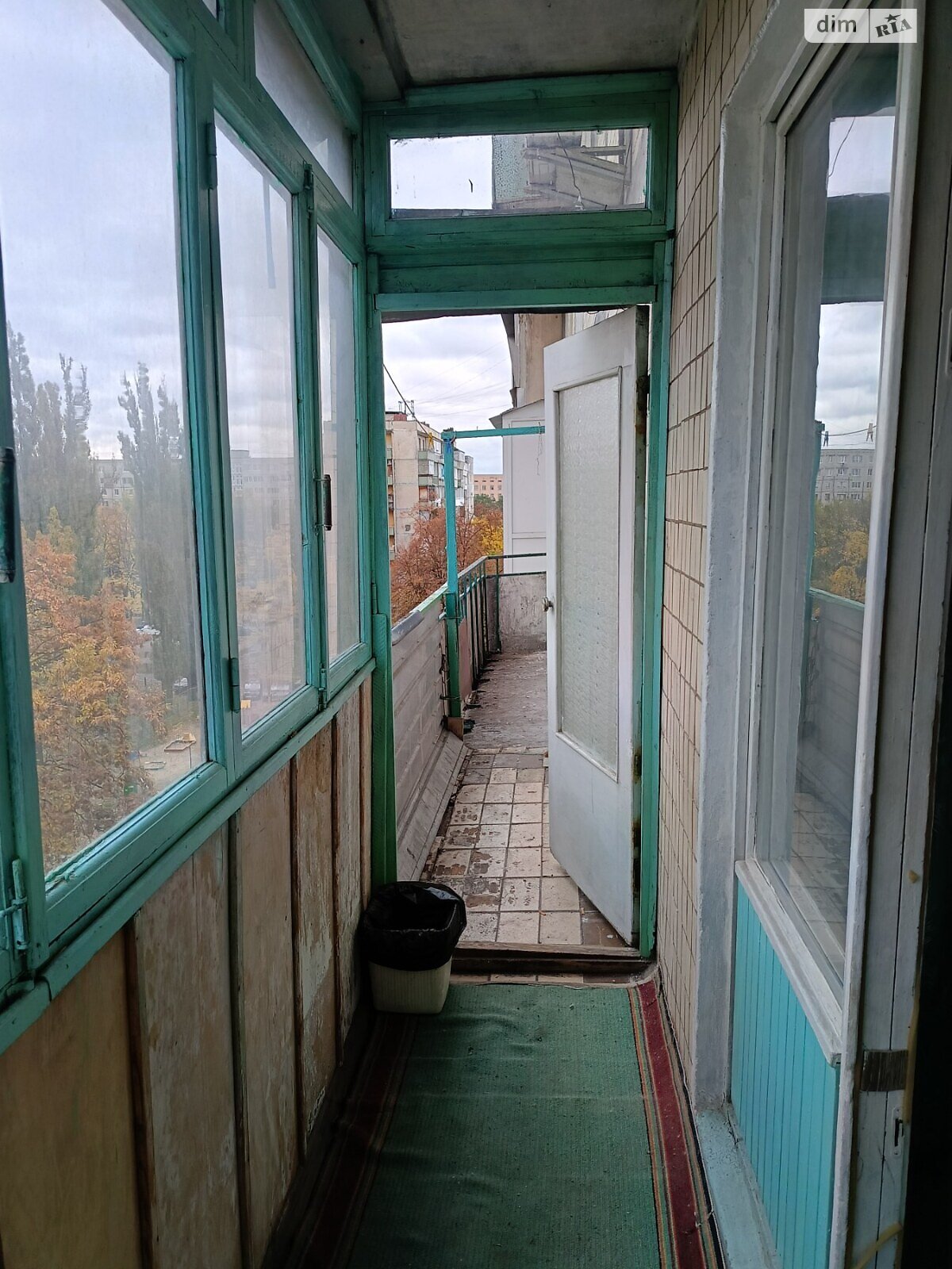 Продажа трехкомнатной квартиры в Киеве, на ул. Кубанской Украины 22, район Лесной Массив фото 1