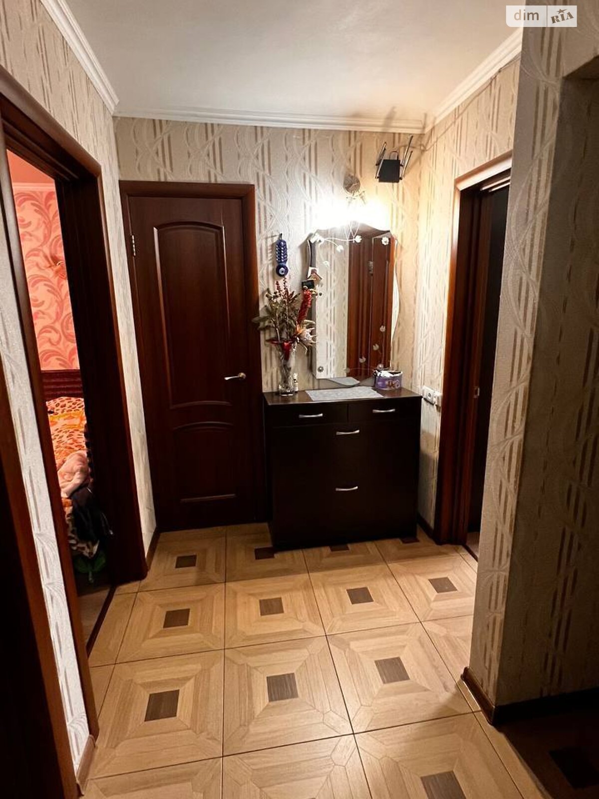 Продаж трикімнатної квартири в Києві, на просп. Лісовий 41, район Лісовий Масив фото 1