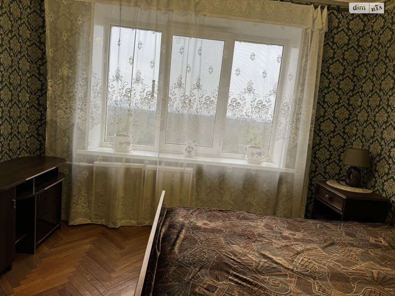 Продаж трикімнатної квартири в Києві, на просп. Лісовий 5, район Лісовий Масив фото 1 Продаж трикімнатної квартири в Києві, на просп. Лісовий 5, район Лісовий Масив фото 1