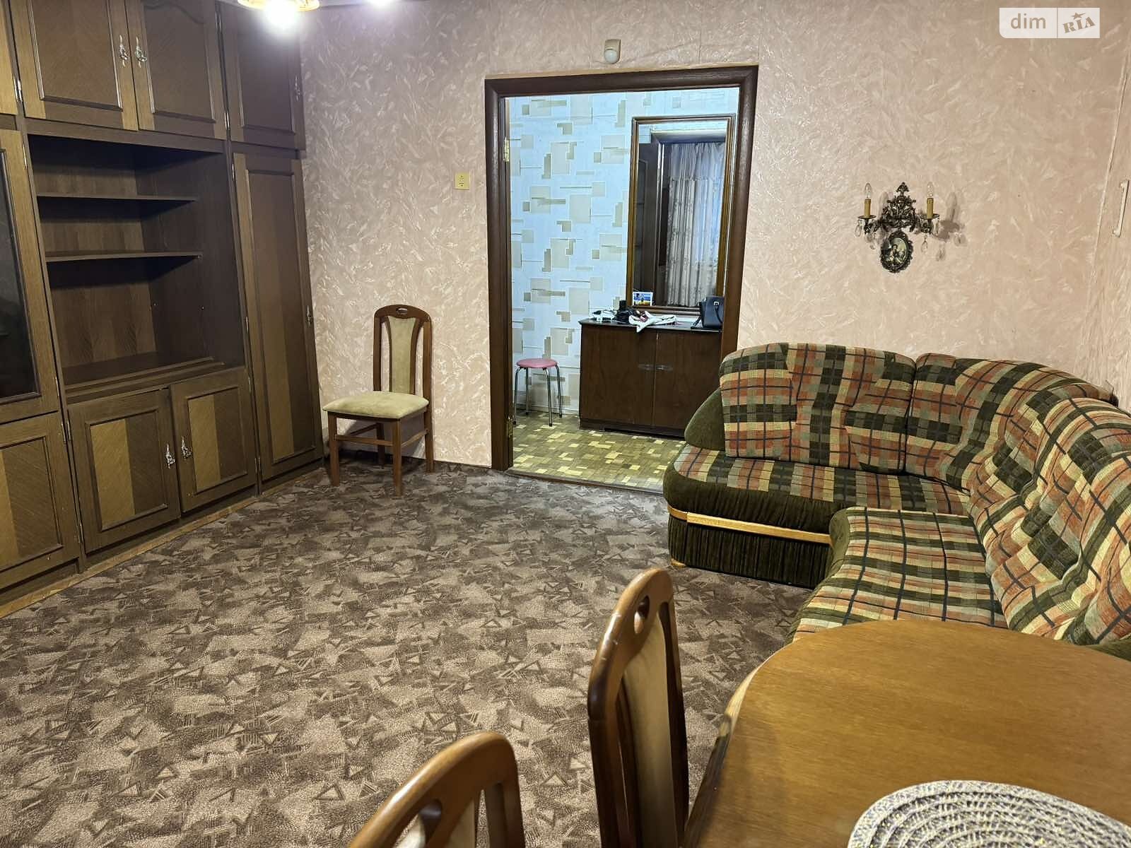 Продаж трикімнатної квартири в Києві, на просп. Лісовий 5, район Лісовий Масив фото 1 Продаж трикімнатної квартири в Києві, на просп. Лісовий 5, район Лісовий Масив фото 1