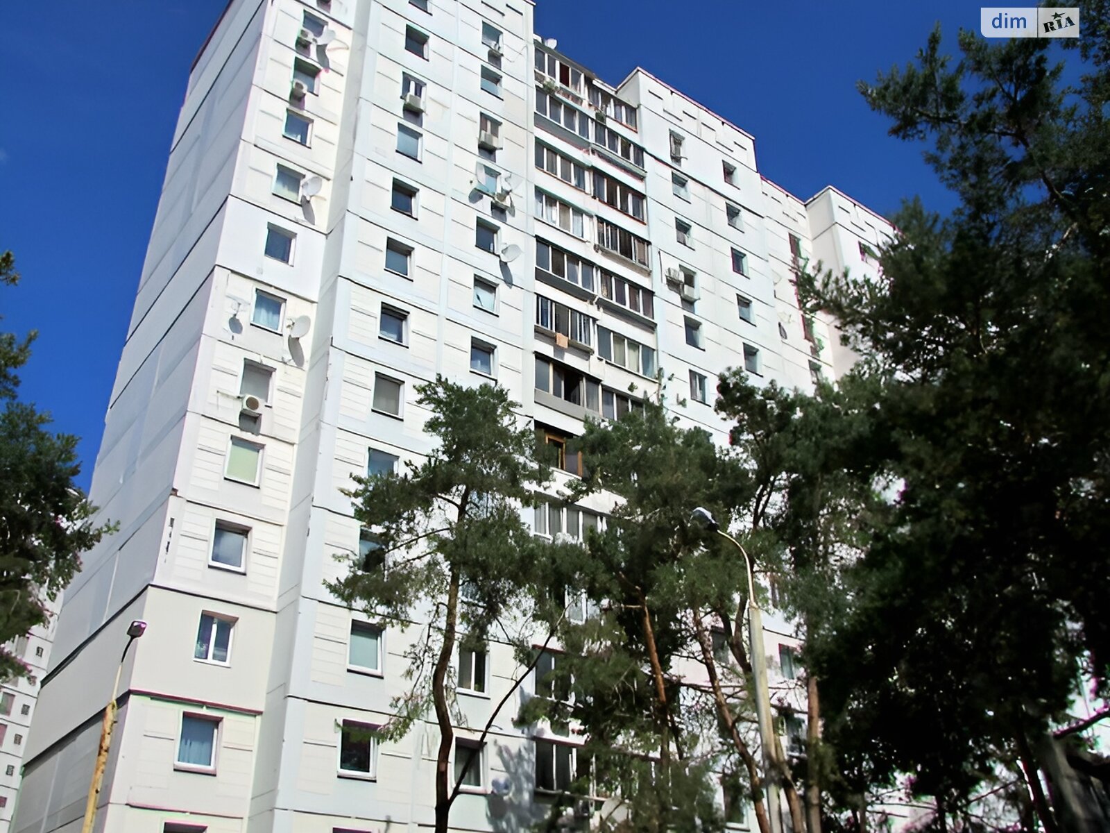 Продаж однокімнатної квартири в Києві, на вул. Мілютенка 17В, район Лісовий Масив фото 1 Продаж однокімнатної квартири в Києві, на вул. Мілютенка 17В, район Лісовий Масив фото 1