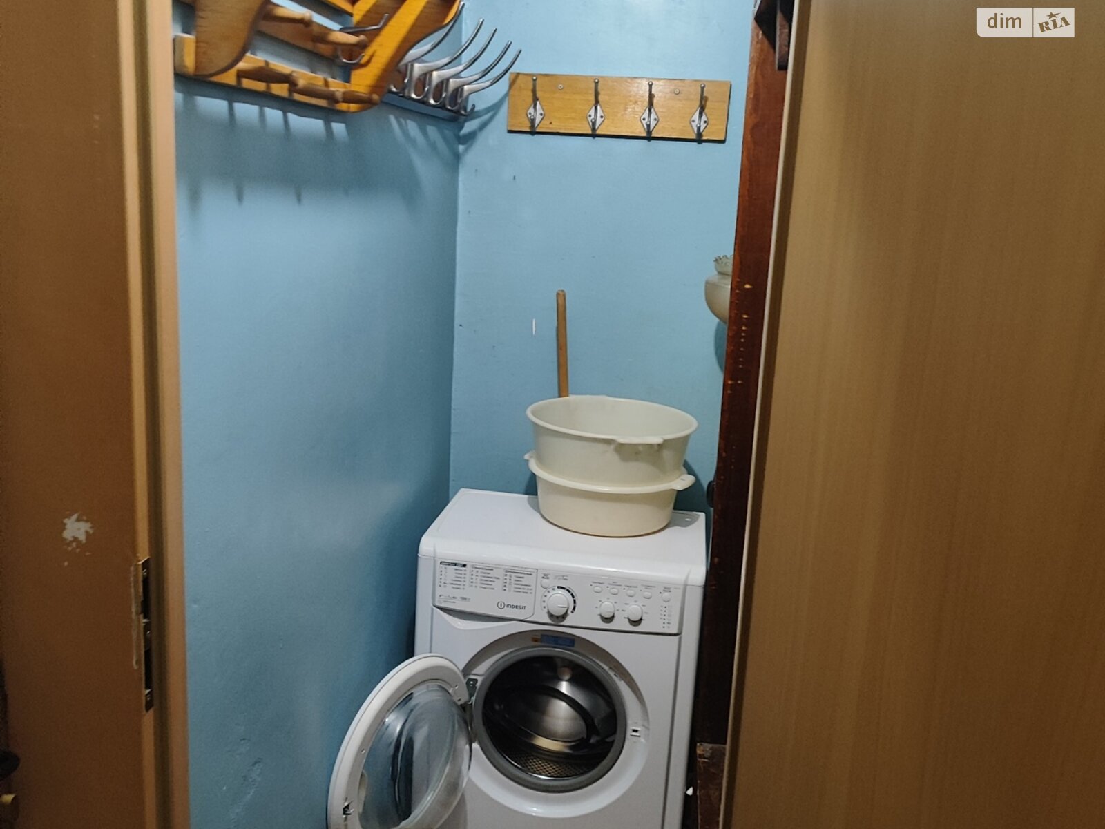 Продаж однокімнатної квартири в Києві, на вул. Мілютенка 11, район Лісовий Масив фото 1 Продаж однокімнатної квартири в Києві, на вул. Мілютенка 11, район Лісовий Масив фото 1