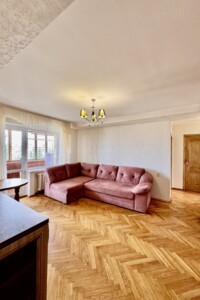 Продажа трехкомнатной квартиры в Киеве, на ул. Милютенко 28А, район Лесной Массив фото 2