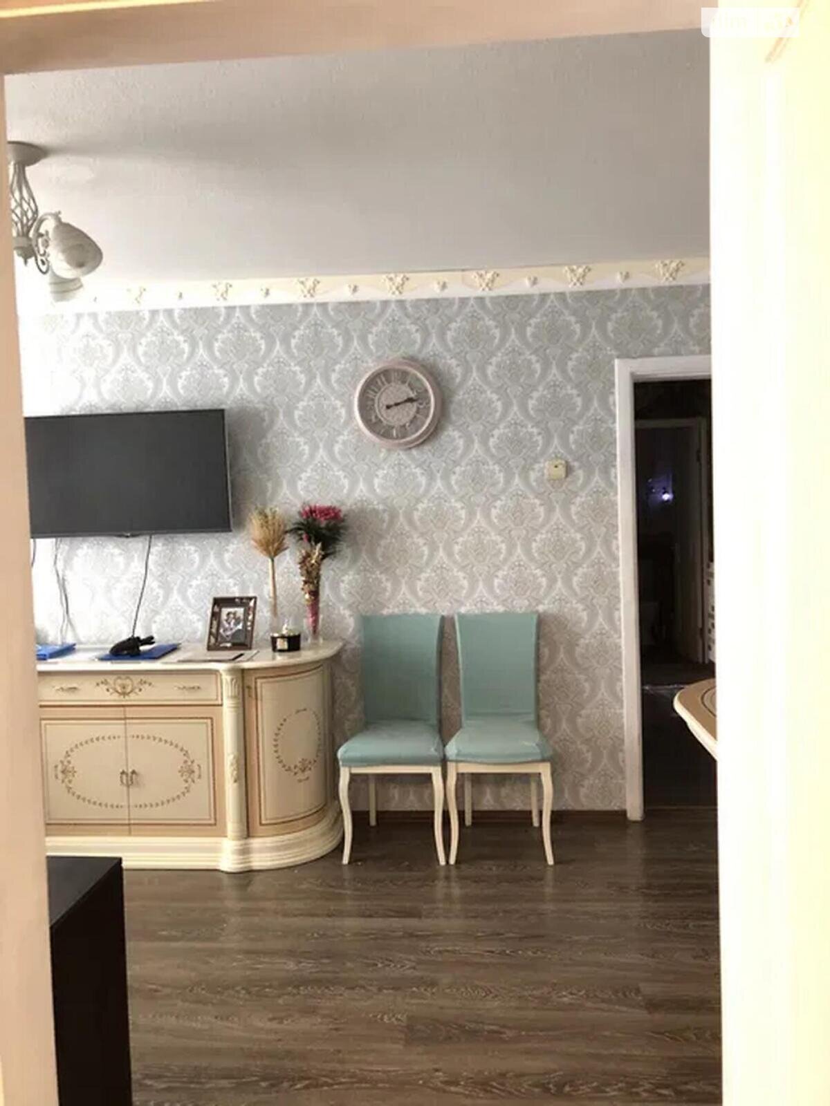 Продаж трикімнатної квартири в Києві, на вул. Мілютенка 11, район Лісовий Масив фото 1 Продаж трикімнатної квартири в Києві, на вул. Мілютенка 11, район Лісовий Масив фото 1