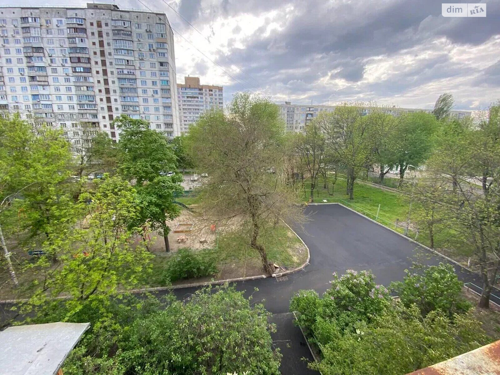 Продажа двухкомнатной квартиры в Киеве, на ул. Милютенко 42А, район Лесной Массив фото 1 Продажа двухкомнатной квартиры в Киеве, на ул. Милютенко 42А, район Лесной Массив фото 1