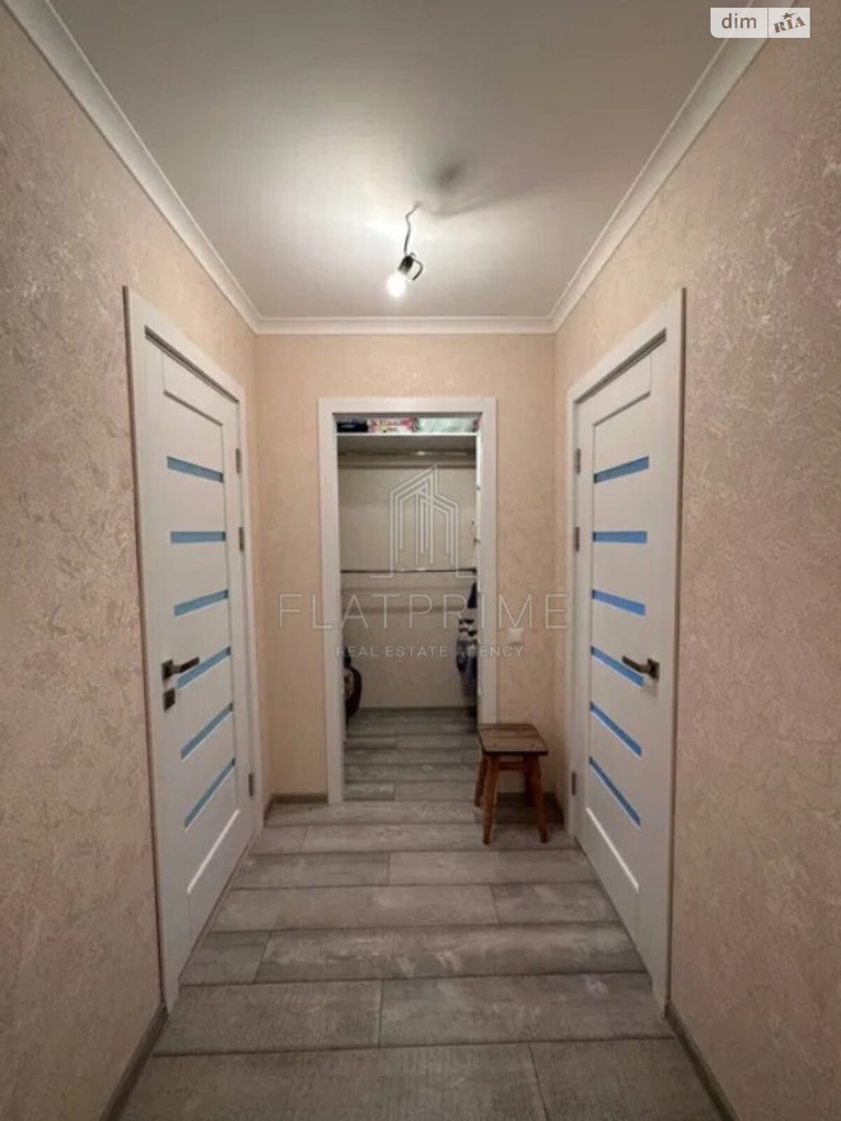 Продаж двокімнатної квартири в Києві, на вул. Мілютенка 42А, район Лісовий Масив фото 1 Продаж двокімнатної квартири в Києві, на вул. Мілютенка 42А, район Лісовий Масив фото 1