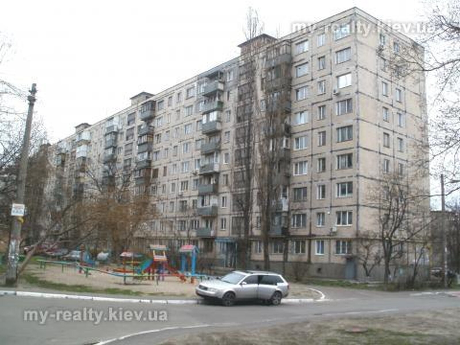Продаж трикімнатної квартири в Києві, на вул. Мілютенка 11, район Лісовий Масив фото 1 Продаж трикімнатної квартири в Києві, на вул. Мілютенка 11, район Лісовий Масив фото 1
