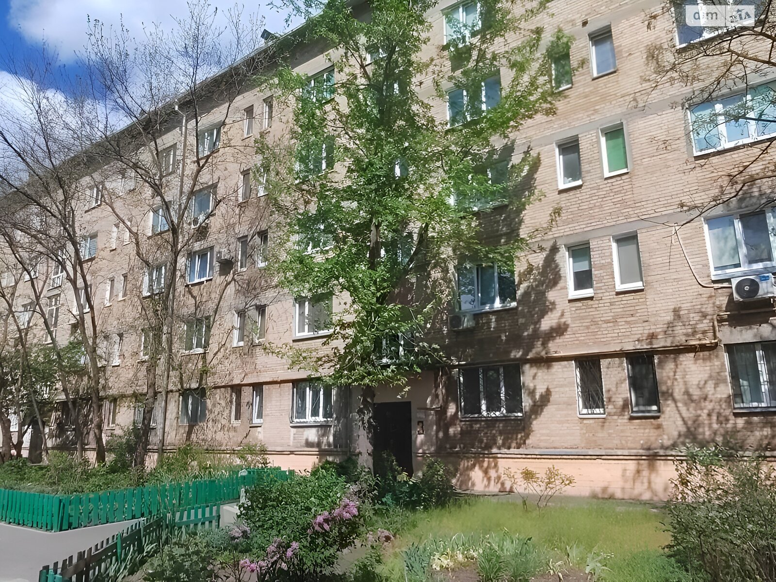 Продажа однокомнатной квартиры в Киеве, на ул. Шолом-Алейхема 11А, район Лесной Массив фото 1 Продажа однокомнатной квартиры в Киеве, на ул. Шолом-Алейхема 11А, район Лесной Массив фото 1