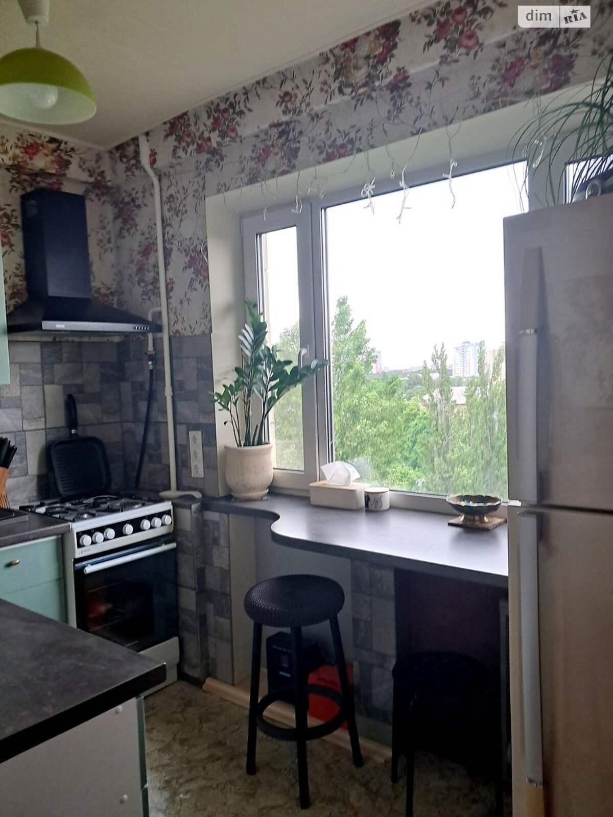 Продажа трехкомнатной квартиры в Киеве, на ул. Шолом-Алейхема 1, район Лесной Массив фото 1 Продажа трехкомнатной квартиры в Киеве, на ул. Шолом-Алейхема 1, район Лесной Массив фото 1