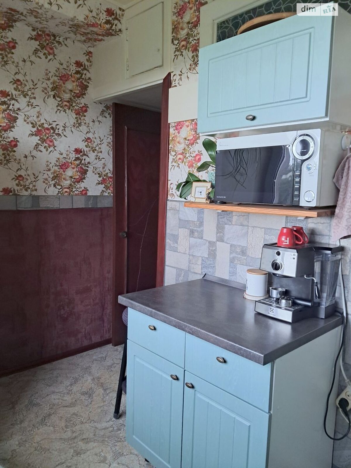 Продажа трехкомнатной квартиры в Киеве, на ул. Шолом-Алейхема 1, район Лесной Массив фото 1 Продажа трехкомнатной квартиры в Киеве, на ул. Шолом-Алейхема 1, район Лесной Массив фото 1