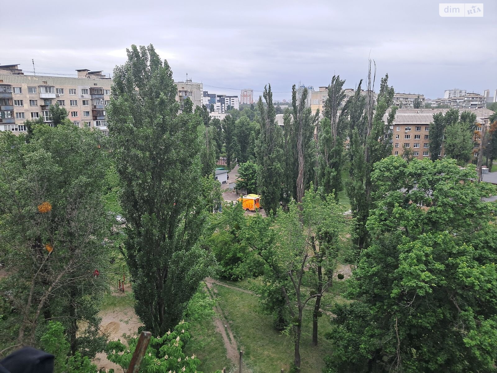Продажа трехкомнатной квартиры в Киеве, на ул. Шолом-Алейхема 1, район Лесной Массив фото 1 Продажа трехкомнатной квартиры в Киеве, на ул. Шолом-Алейхема 1, район Лесной Массив фото 1