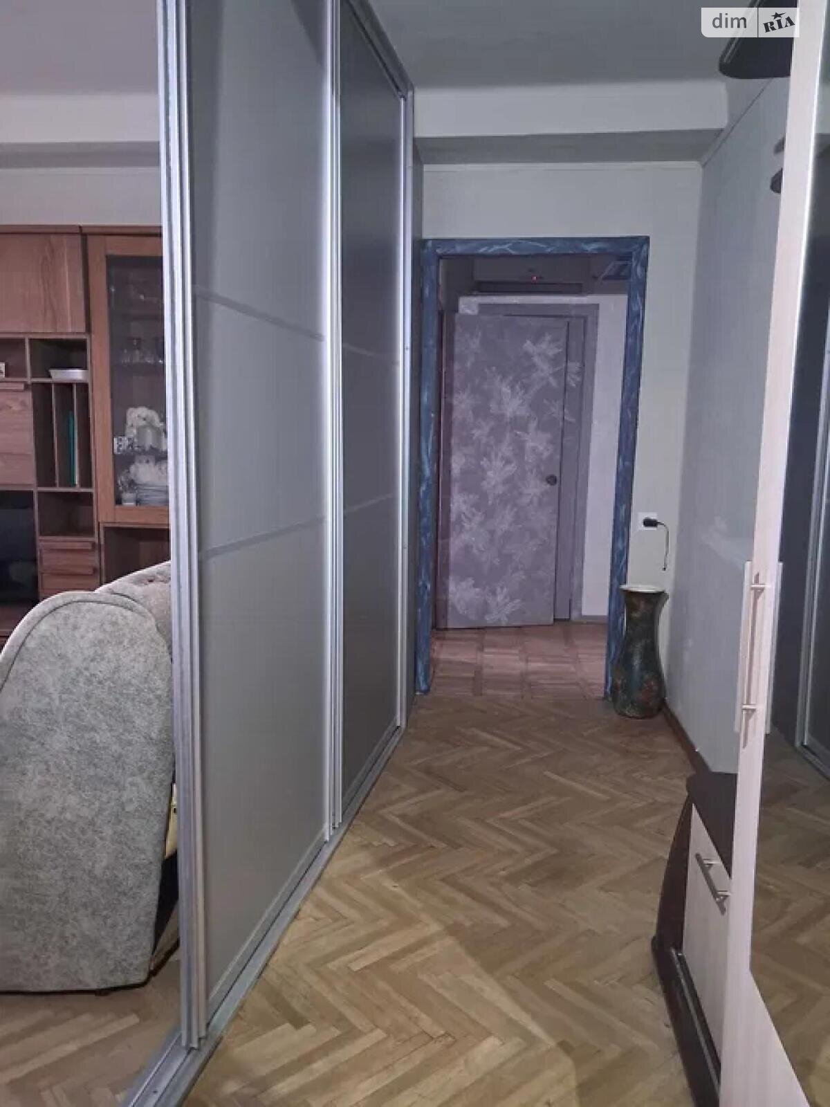 Продажа трехкомнатной квартиры в Киеве, на ул. Шолом-Алейхема 1, район Лесной Массив фото 1 Продажа трехкомнатной квартиры в Киеве, на ул. Шолом-Алейхема 1, район Лесной Массив фото 1